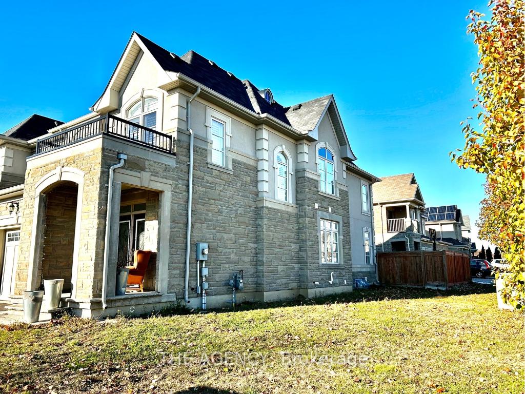 Photo 2 of 292 Rymal Road W, Hamilton, Sheldon — HOMEH