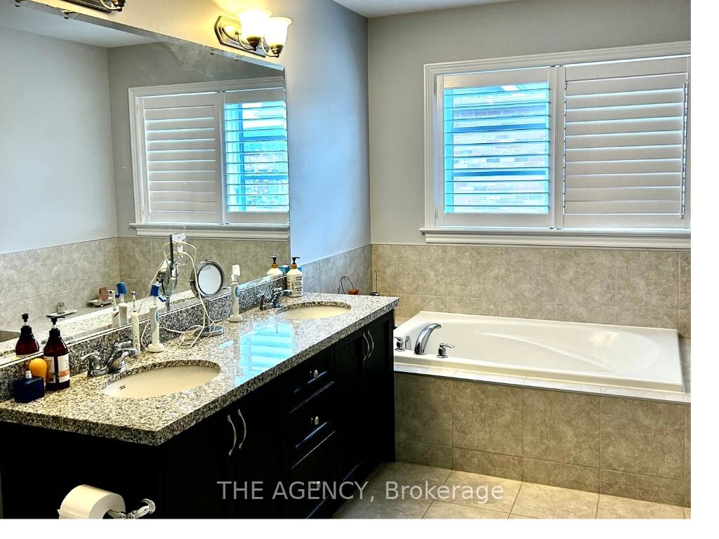 Photo 14 of 292 Rymal Road W, Hamilton, Sheldon — HOMEH