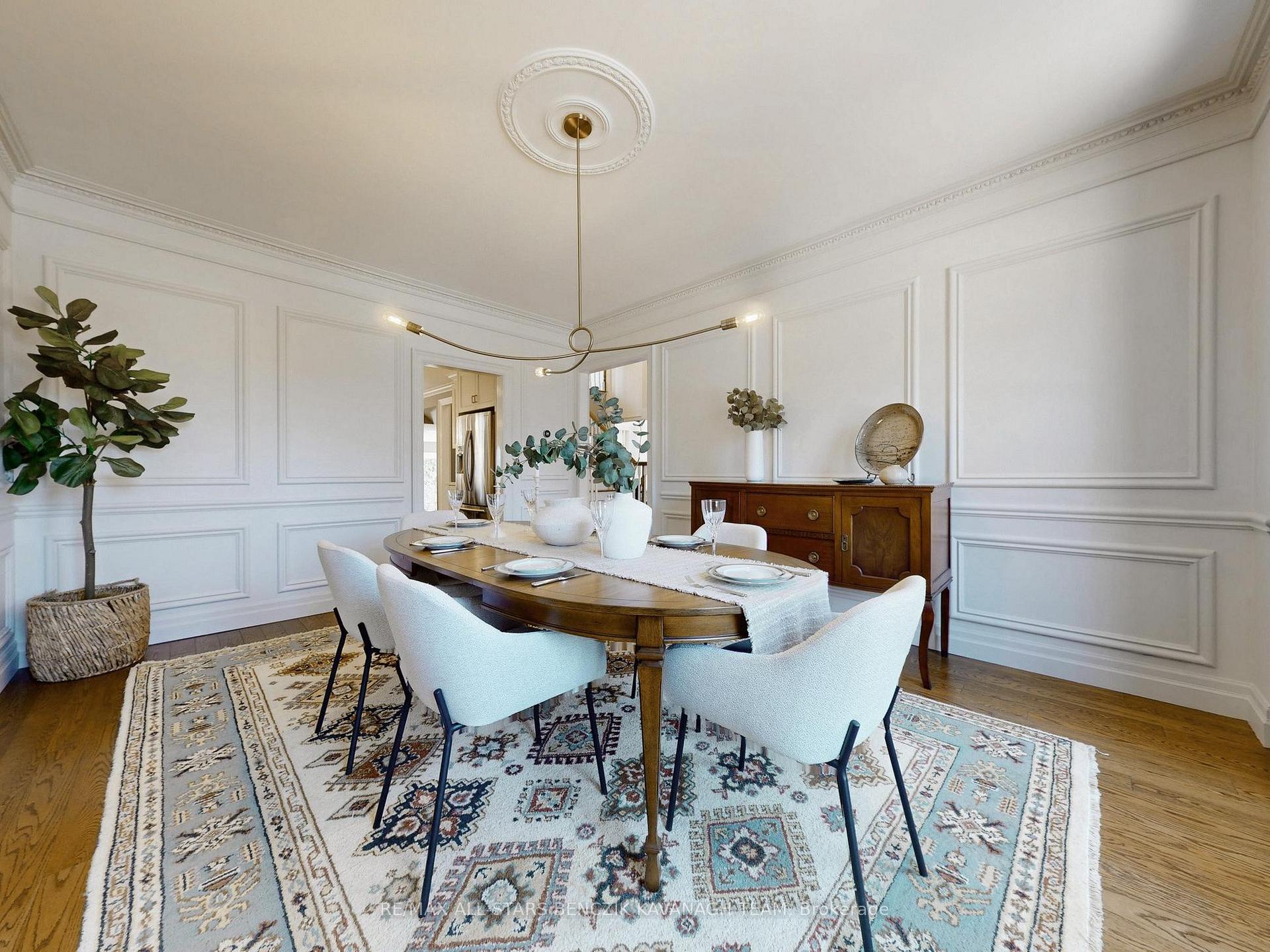 Photo 10 of 40 Wrenwood Court, Markham, Unionville — HOMEH