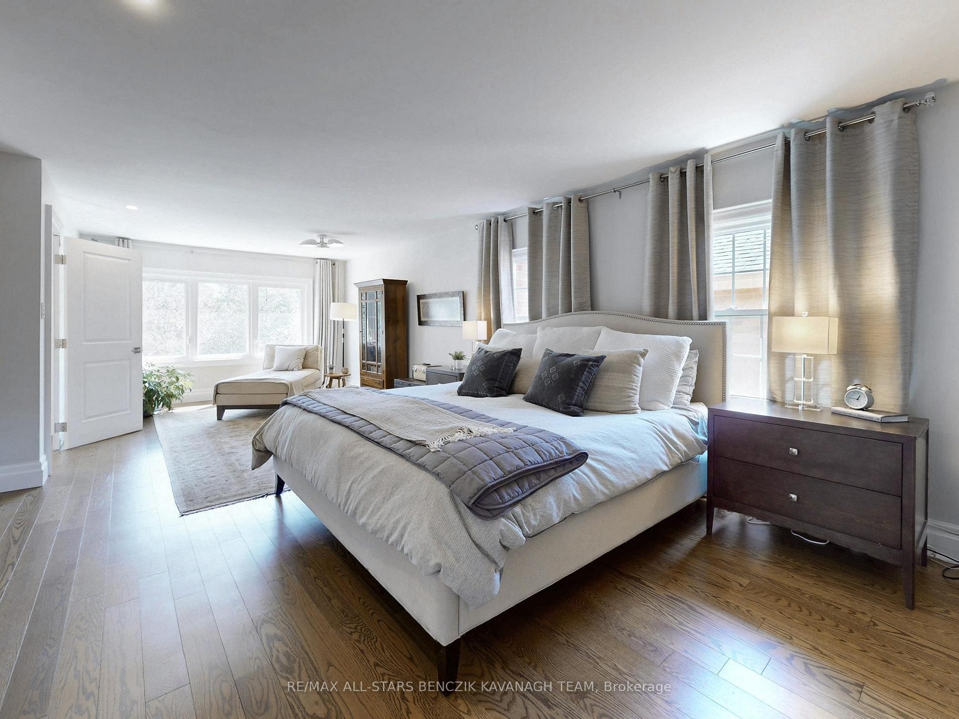 Photo 19 of 40 Wrenwood Court, Markham, Unionville — HOMEH