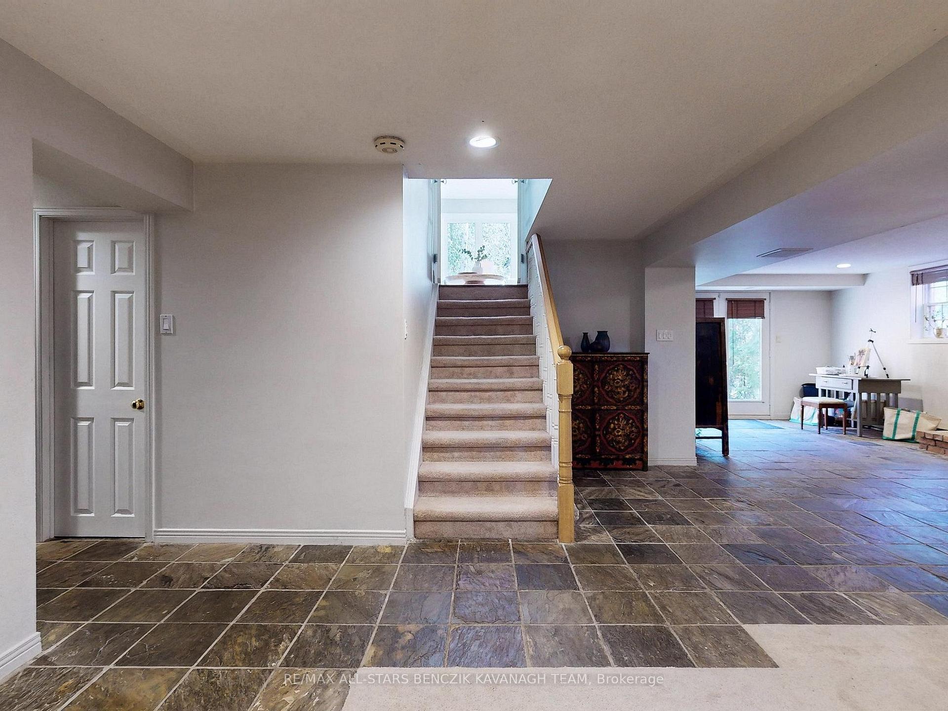 Photo 30 of 40 Wrenwood Court, Markham, Unionville — HOMEH