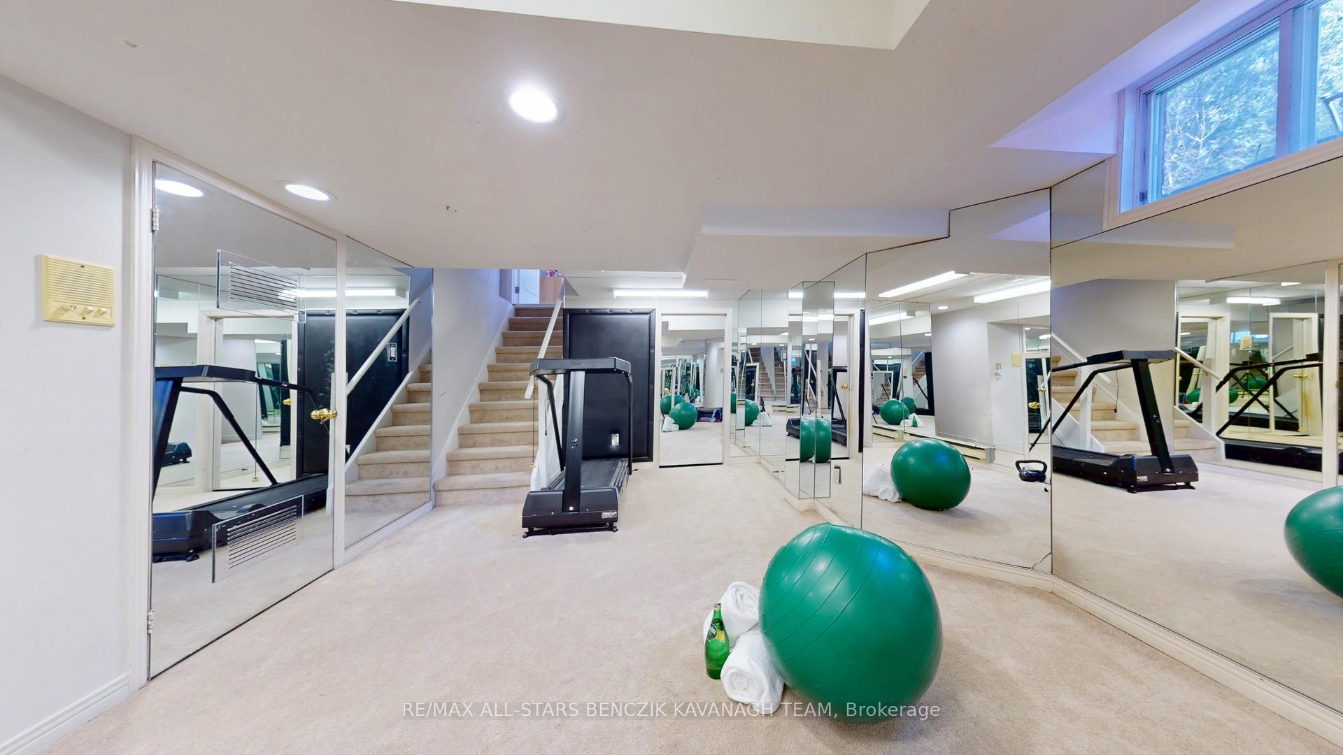 Photo 38 of 40 Wrenwood Court, Markham, Unionville — HOMEH