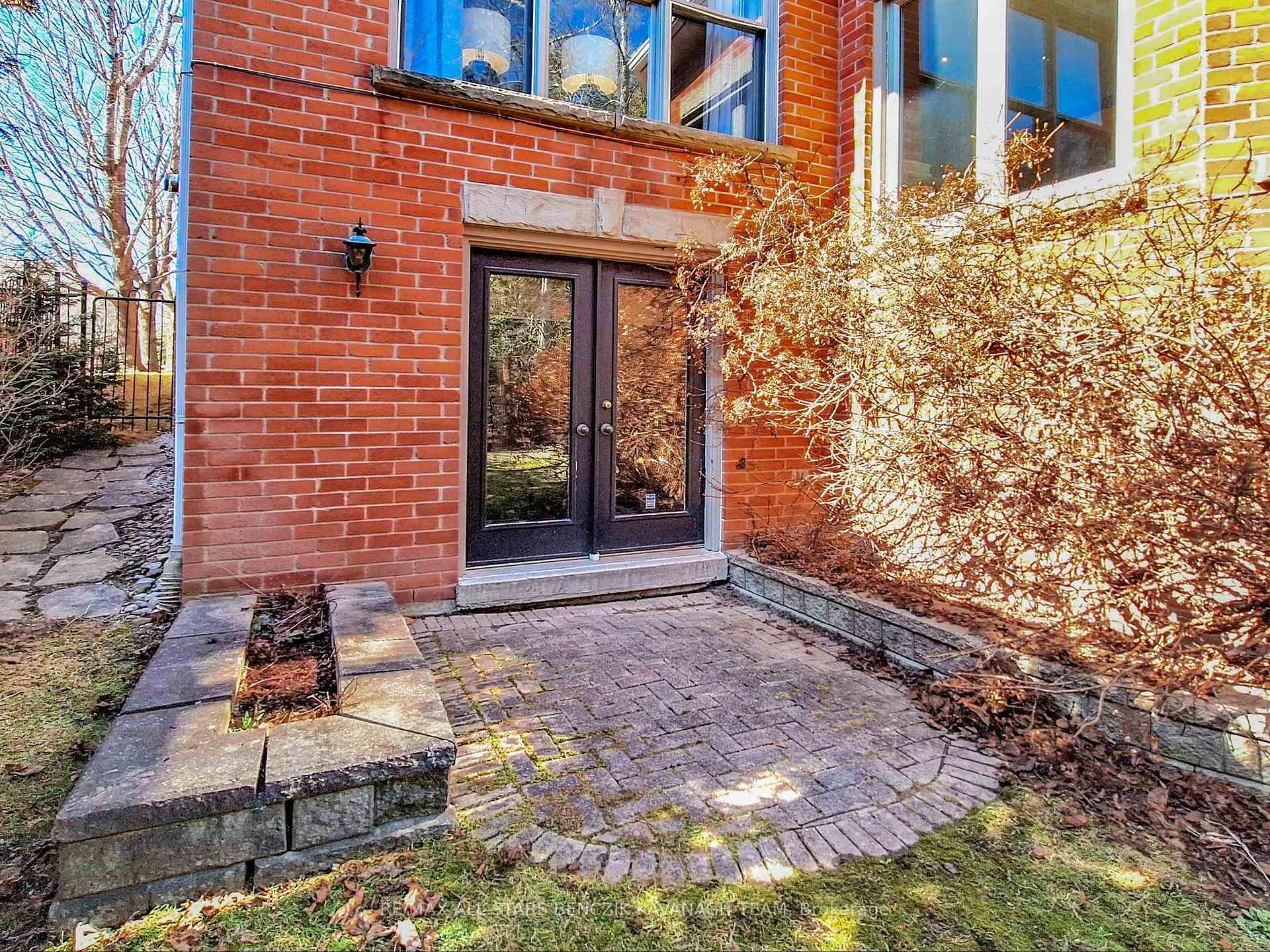 Photo 39 of 40 Wrenwood Court, Markham, Unionville — HOMEH
