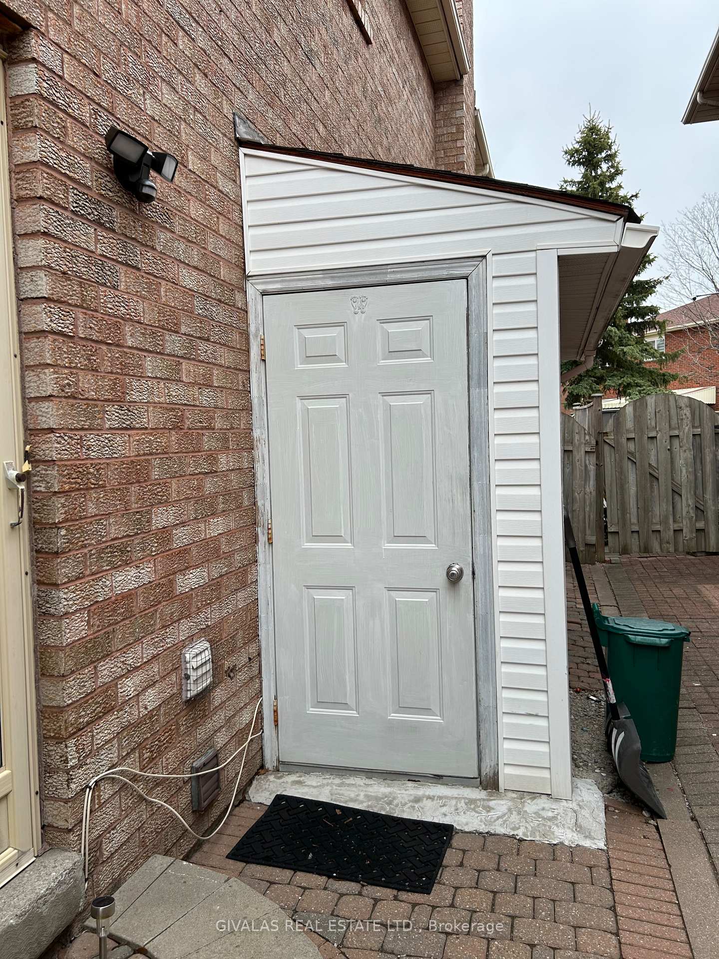 Photo 10 of 57 Townley Avenue, Markham, Milliken Mills East — HOMEH