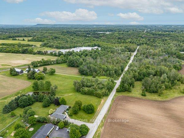 Photo 3 of 7385 Milburough Line, Milton, Rural Milton West — HOMEH
