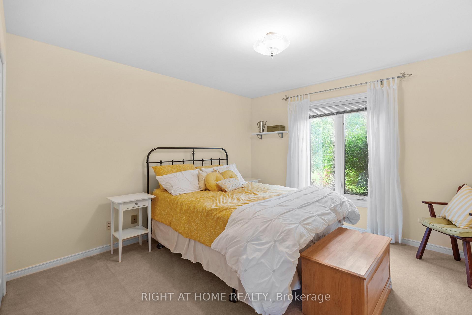 Photo 7 of 7385 Milburough Line, Milton, Rural Milton West — HOMEH
