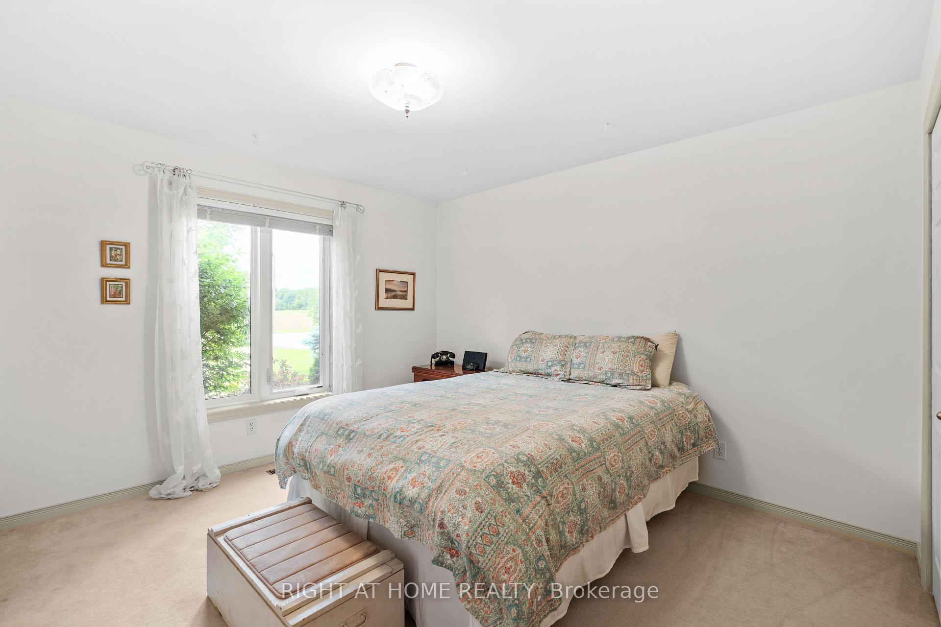Photo 8 of 7385 Milburough Line, Milton, Rural Milton West — HOMEH