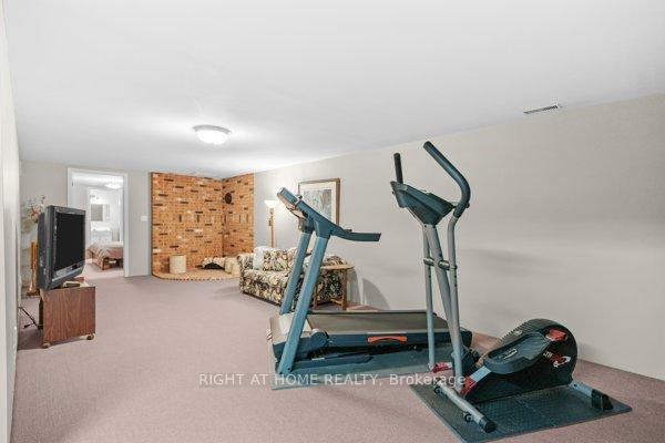 Photo 11 of 7385 Milburough Line, Milton, Rural Milton West — HOMEH