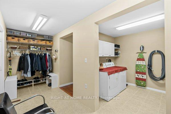 Photo 16 of 7385 Milburough Line, Milton, Rural Milton West — HOMEH