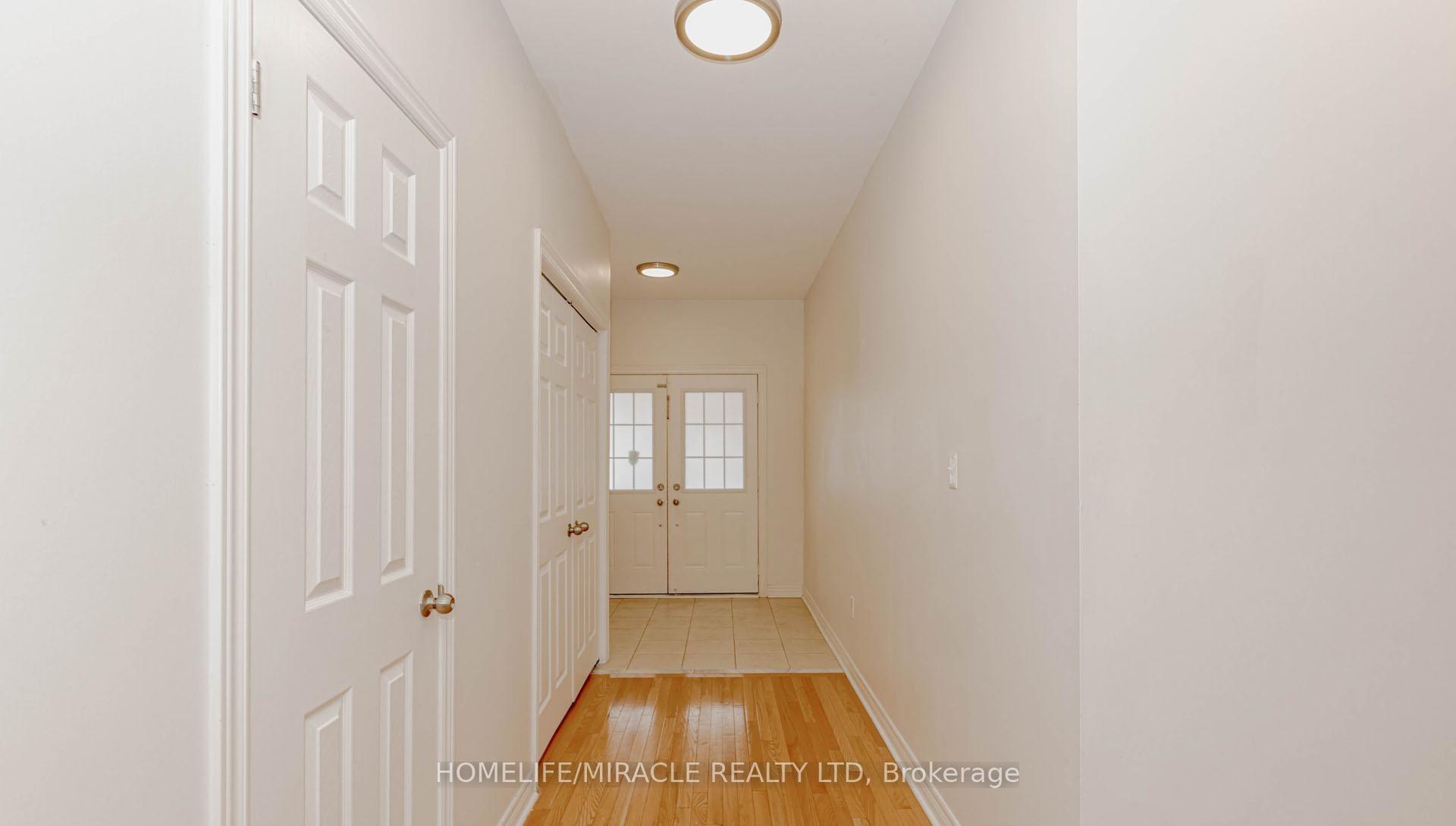 Photo 7 of Unit Upper, 1015 Job Crescent, Milton, Harrison — HOMEH