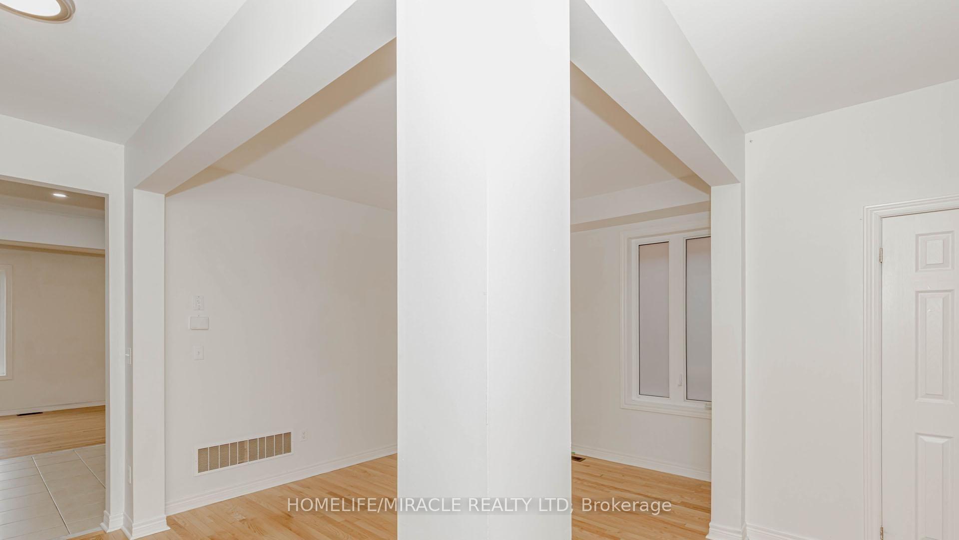 Photo 10 of Unit Upper, 1015 Job Crescent, Milton, Harrison — HOMEH