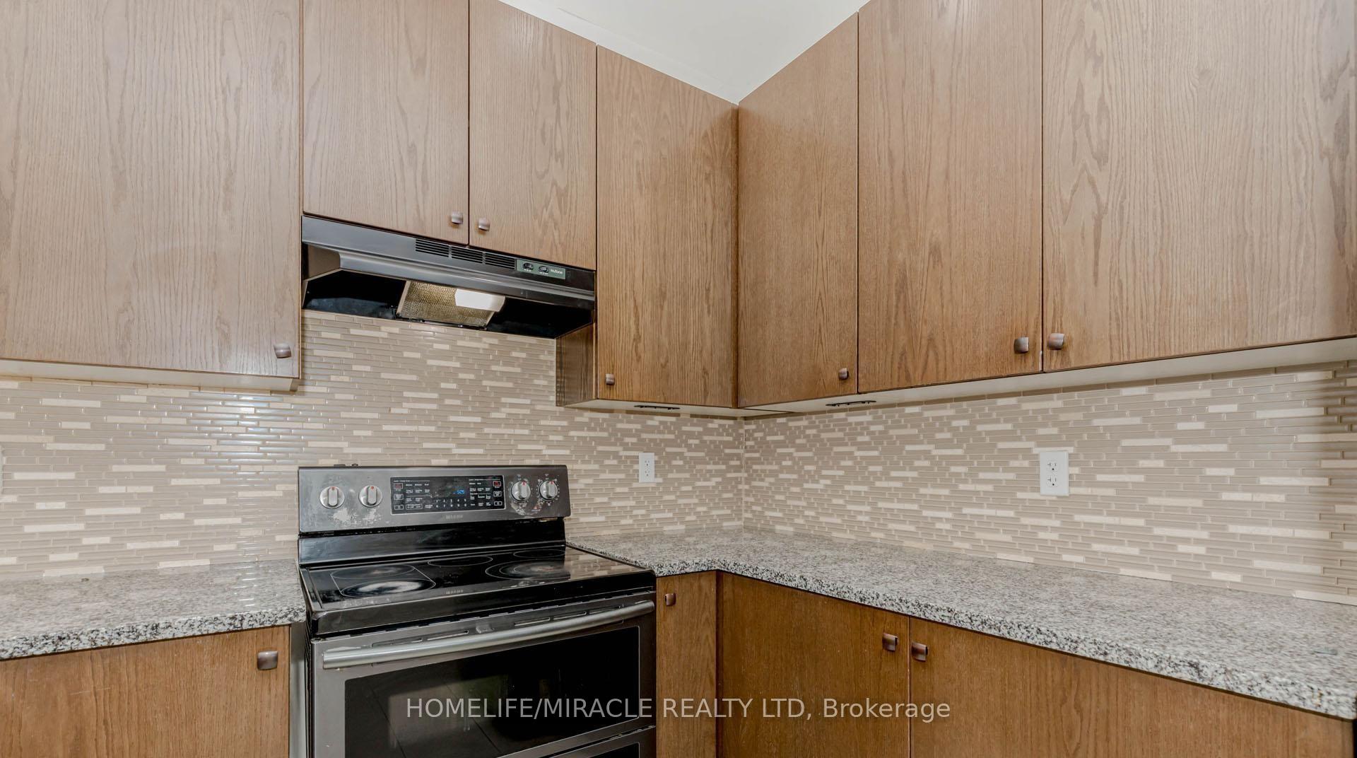 Photo 18 of Unit Upper, 1015 Job Crescent, Milton, Harrison — HOMEH