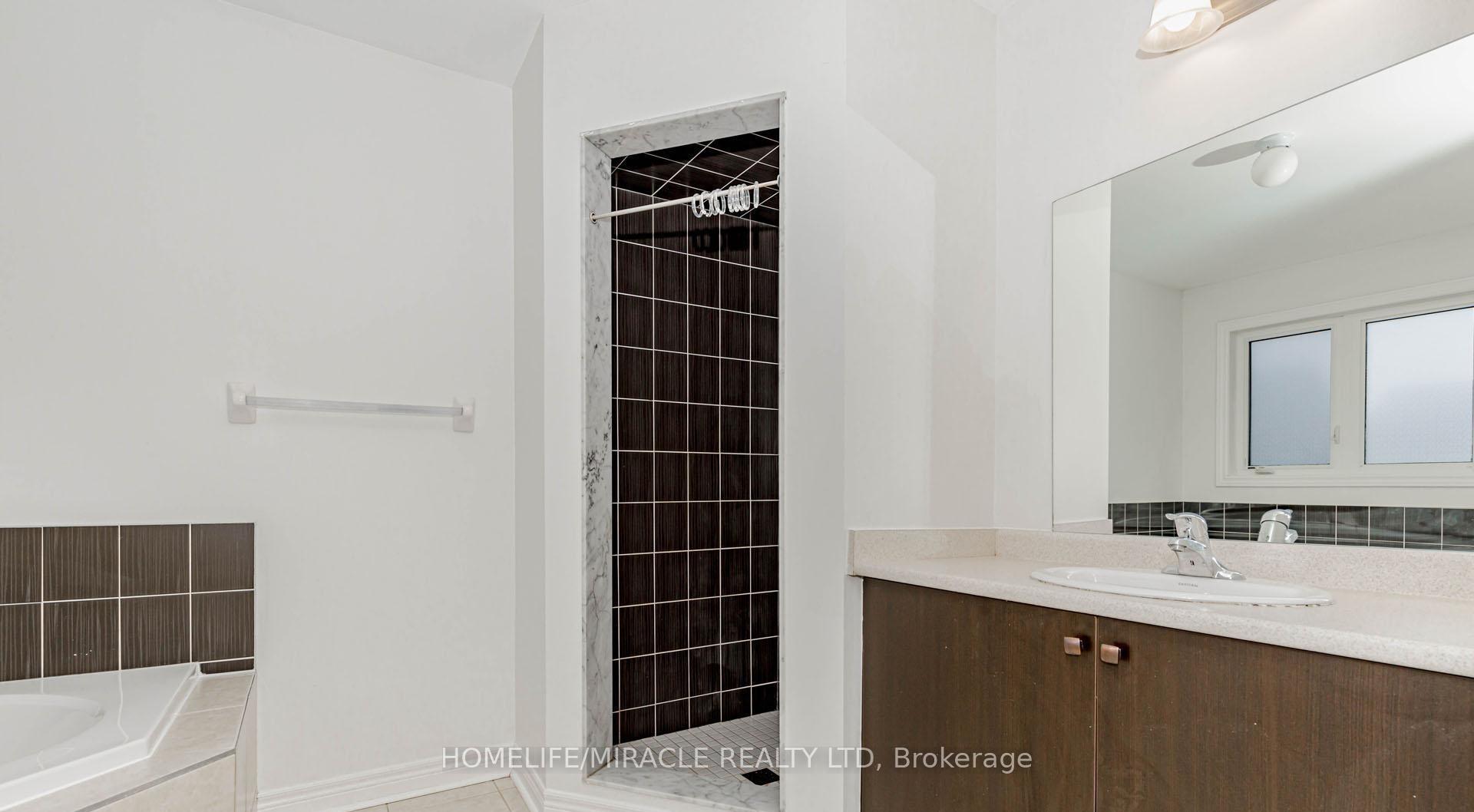 Photo 31 of Unit Upper, 1015 Job Crescent, Milton, Harrison — HOMEH