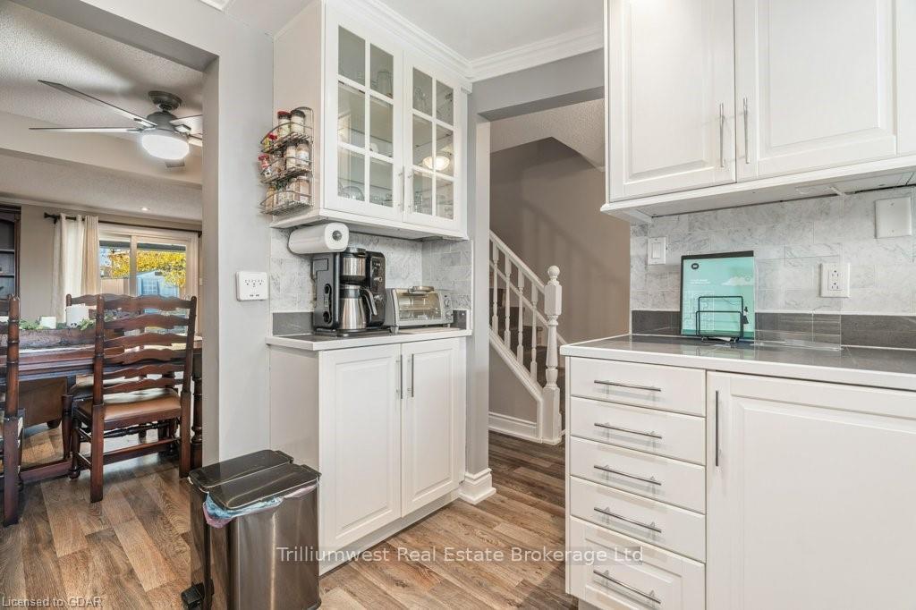 Photo 14 of 303 Misty Crescent, Kitchener — HOMEH