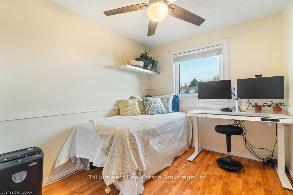 Photo 22 of 303 Misty Crescent, Kitchener — HOMEH
