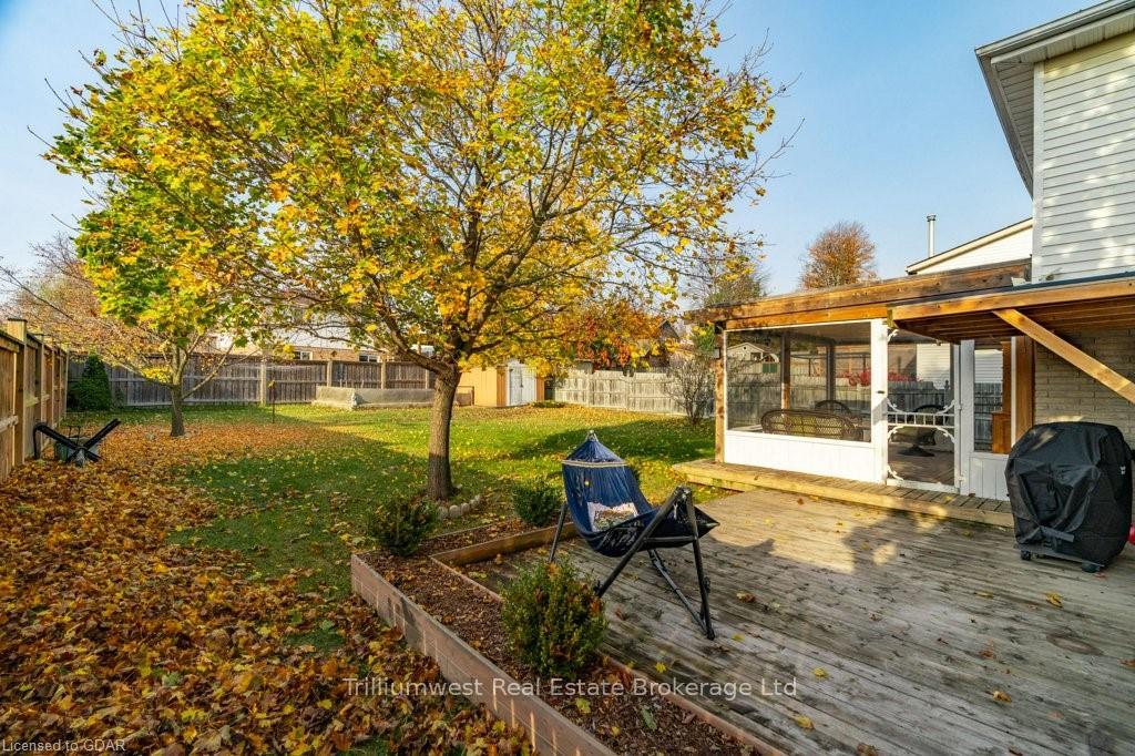 Photo 35 of 303 Misty Crescent, Kitchener — HOMEH