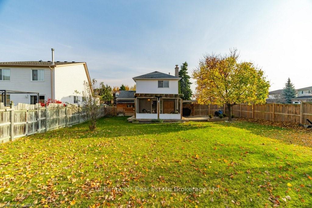 Photo 42 of 303 Misty Crescent, Kitchener — HOMEH