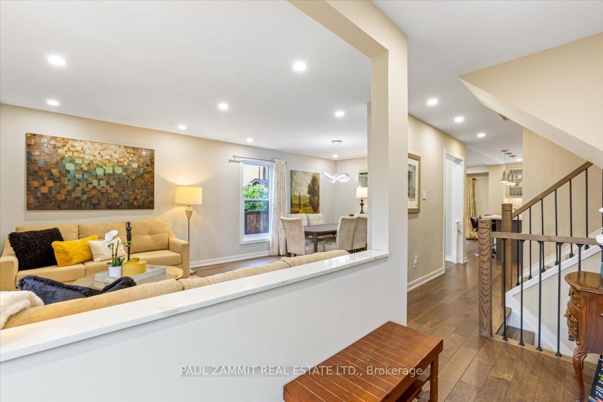 Photo 3 of 20 Lilac Avenue, Markham, Aileen-Willowbrook — HOMEH