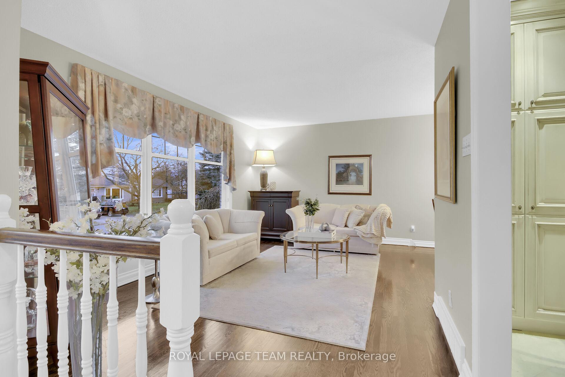 Photo 5 of 172 Old Colony Road, Ottawa, Kanata - Glencairn/Hazeldean — HOMEH