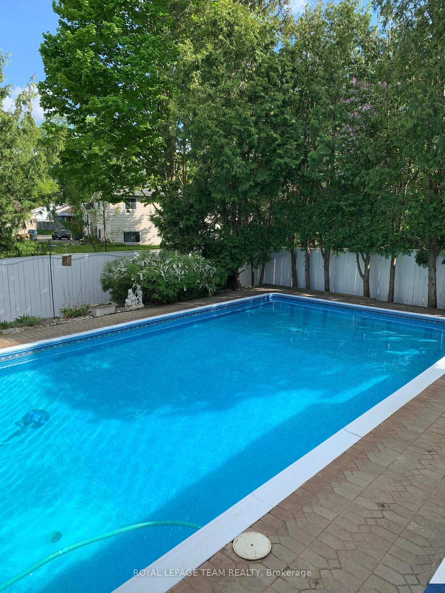 Photo 31 of 172 Old Colony Road, Ottawa, Kanata - Glencairn/Hazeldean — HOMEH
