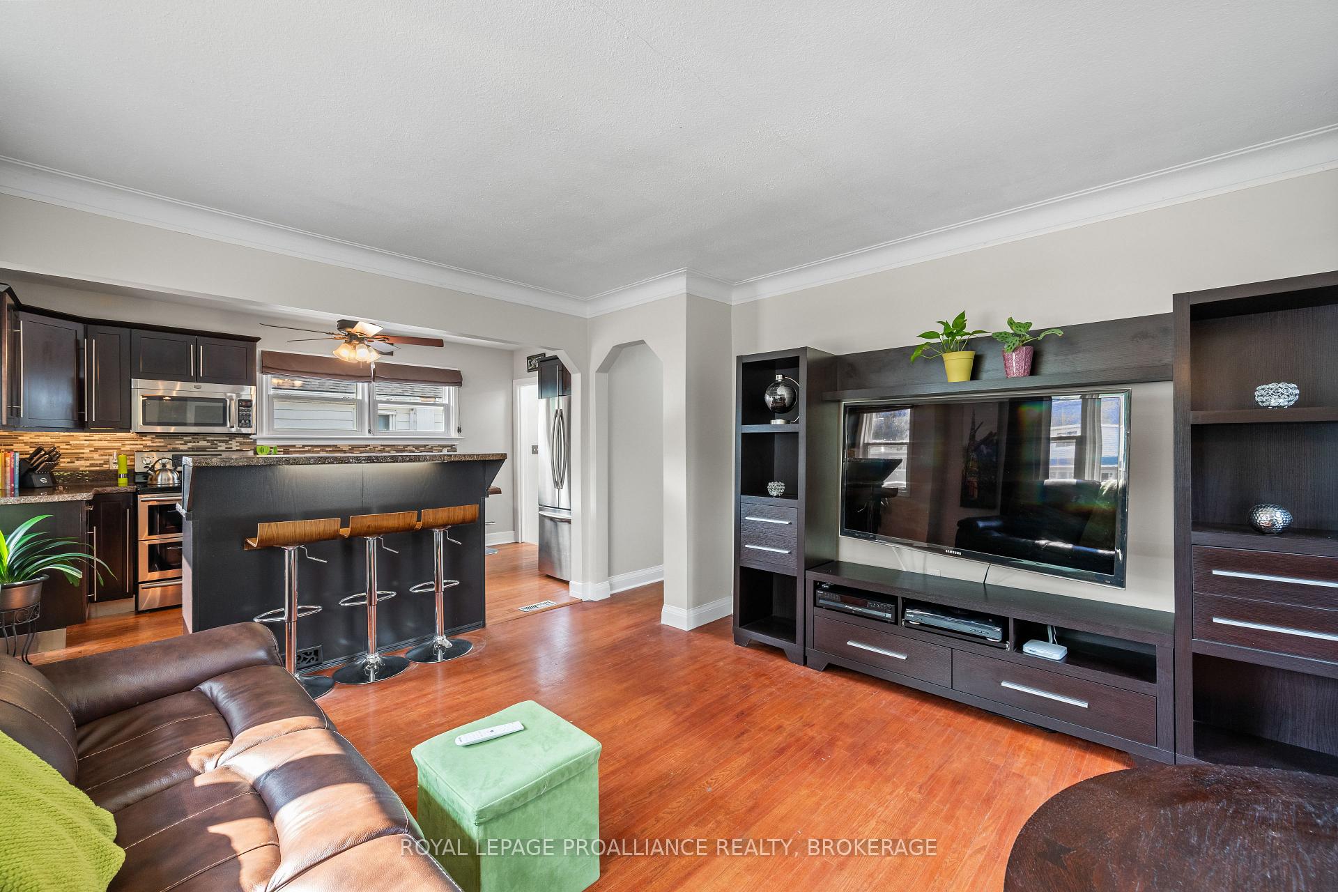 Photo 7 of 68 Hillcrest Avenue, Kingston, East of Sir John A. Blvd — HOMEH