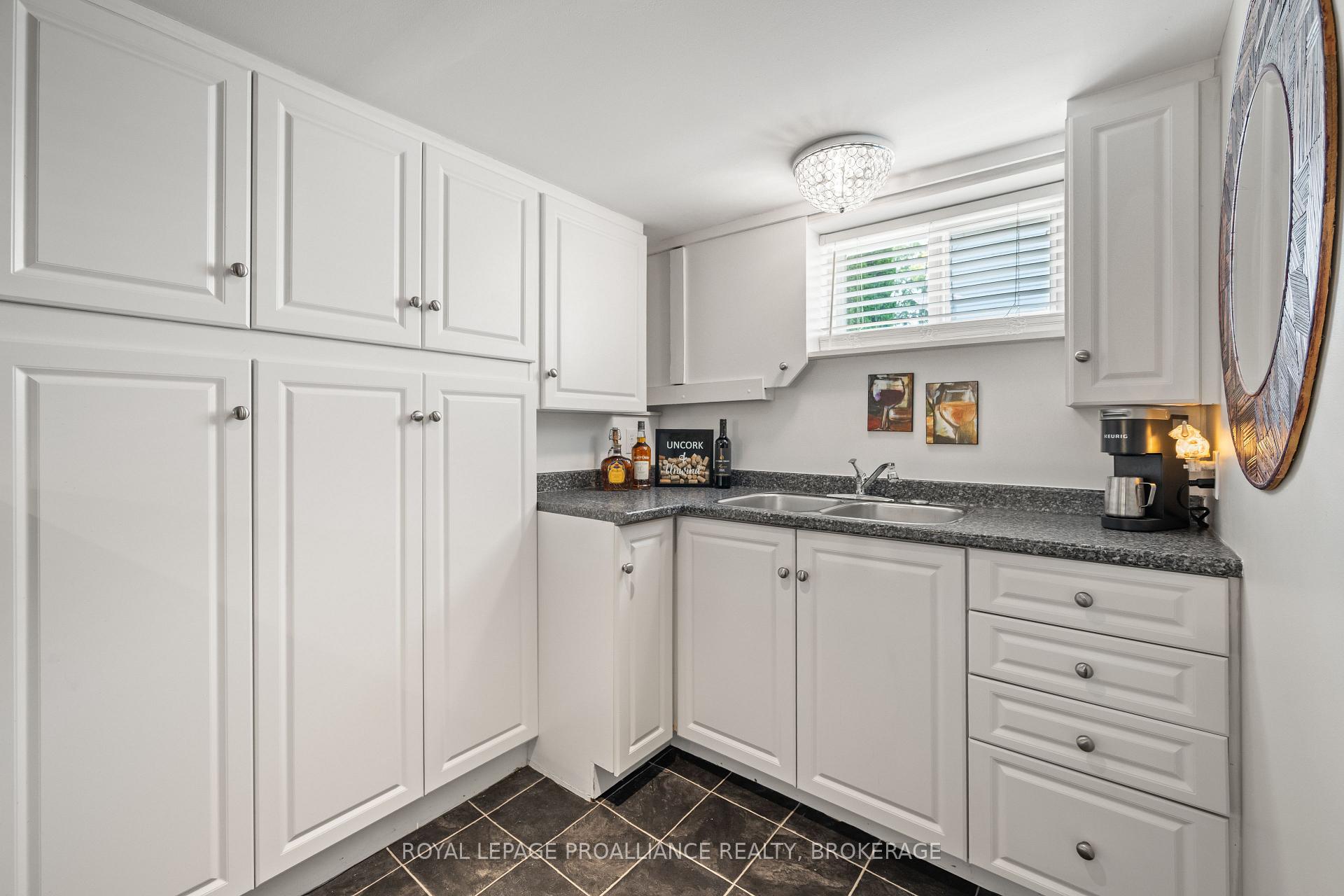Photo 21 of 68 Hillcrest Avenue, Kingston, East of Sir John A. Blvd — HOMEH
