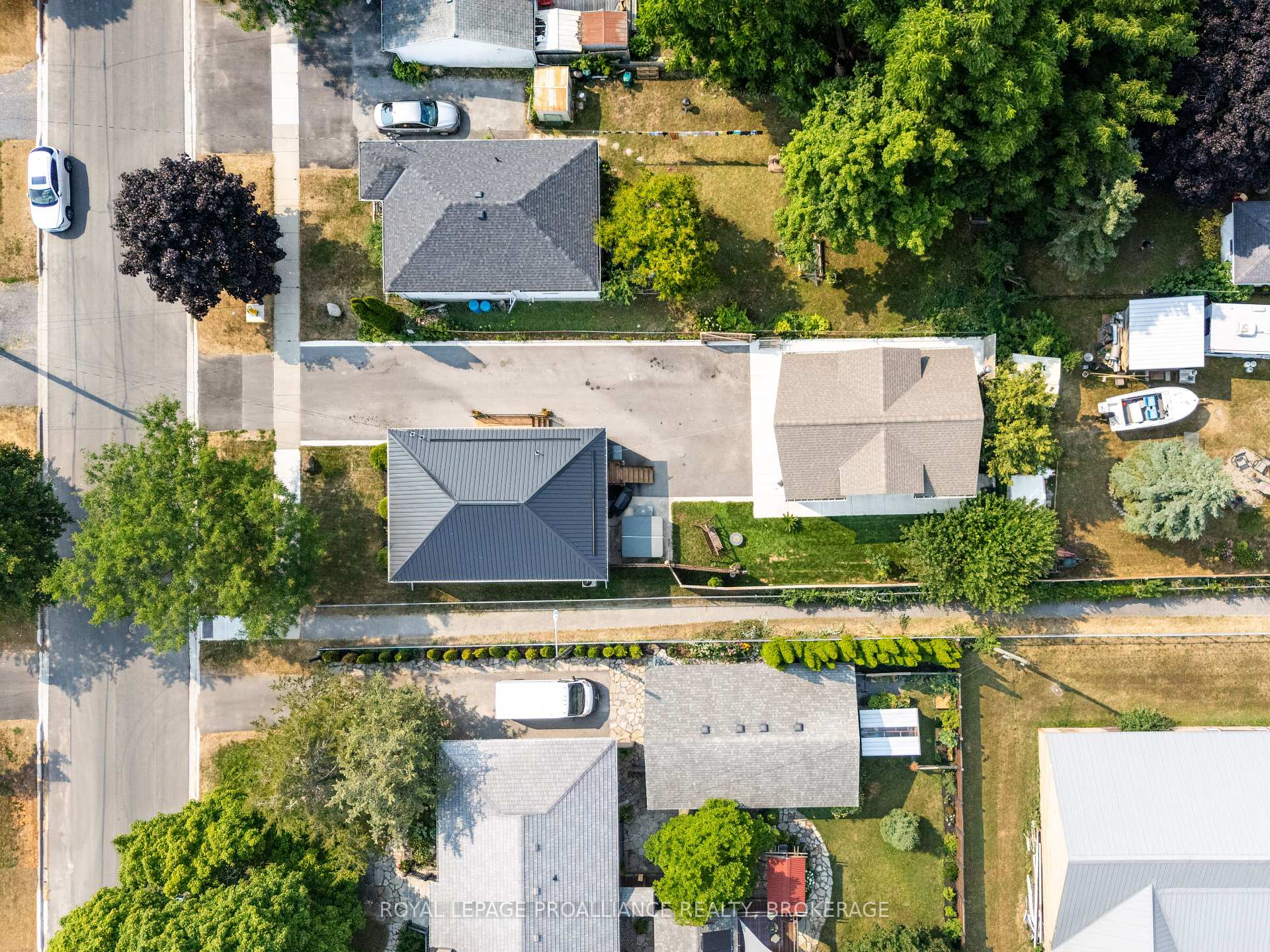 Photo 37 of 68 Hillcrest Avenue, Kingston, East of Sir John A. Blvd — HOMEH