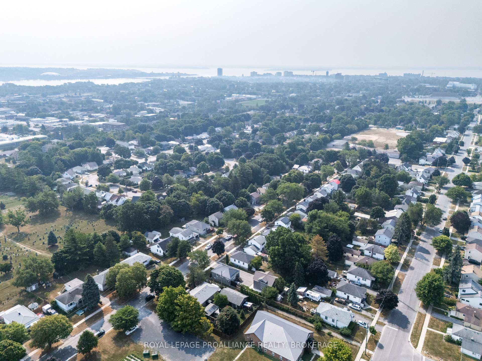 Photo 39 of 68 Hillcrest Avenue, Kingston, East of Sir John A. Blvd — HOMEH