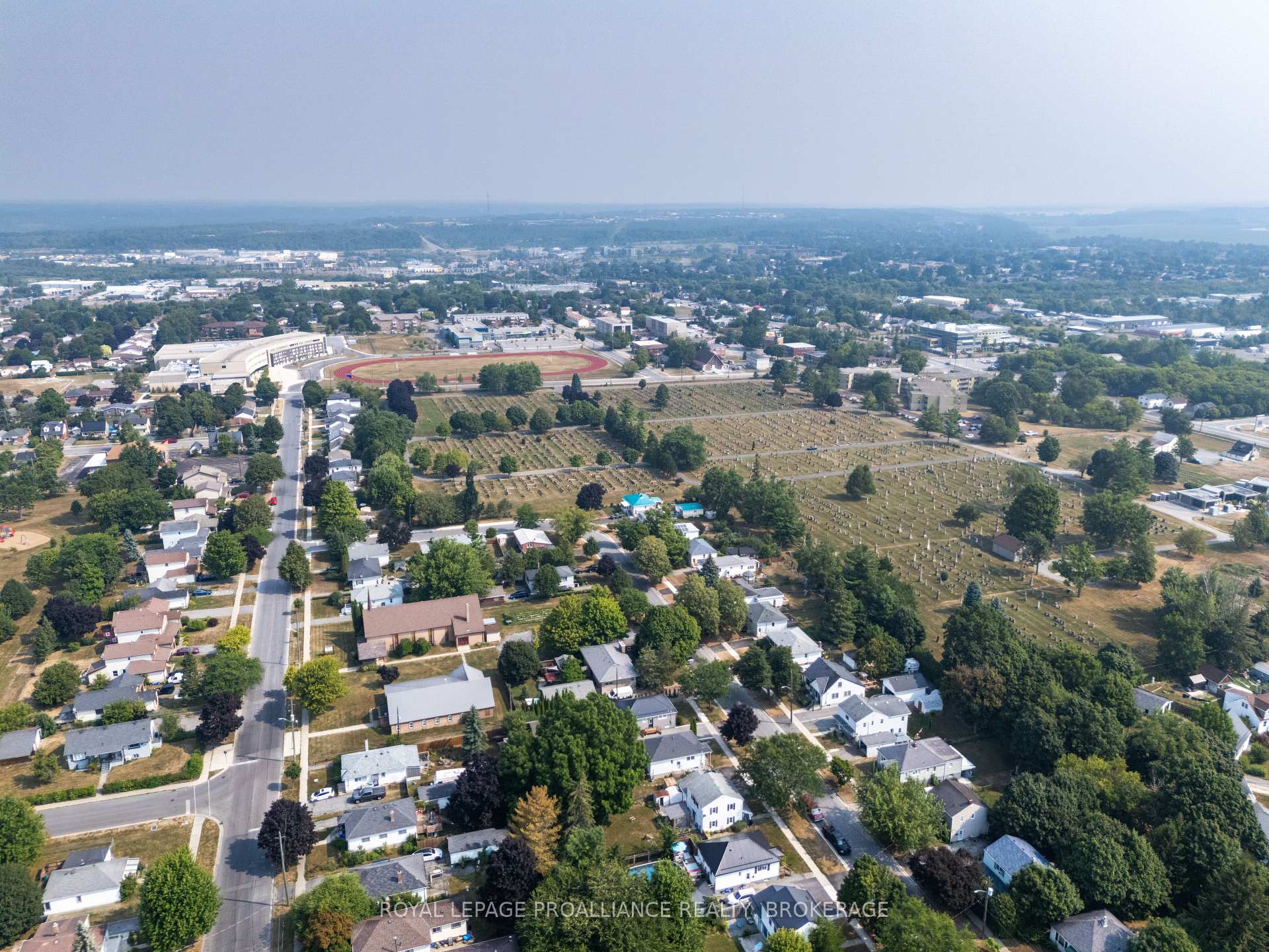 Photo 41 of 68 Hillcrest Avenue, Kingston, East of Sir John A. Blvd — HOMEH