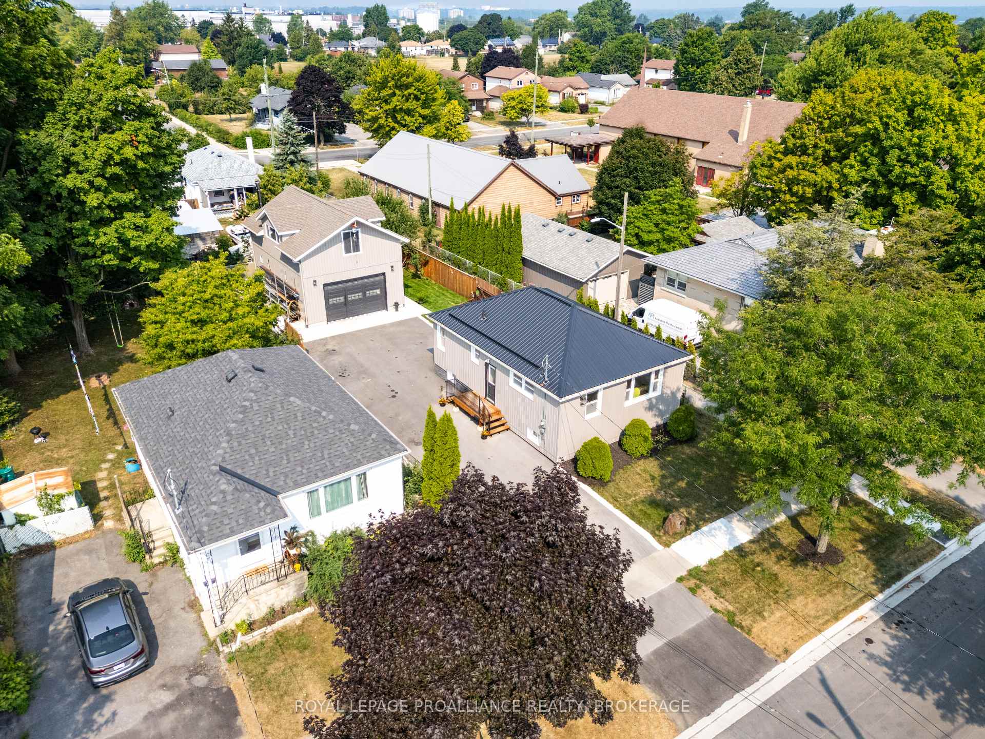 Photo 42 of 68 Hillcrest Avenue, Kingston, East of Sir John A. Blvd — HOMEH