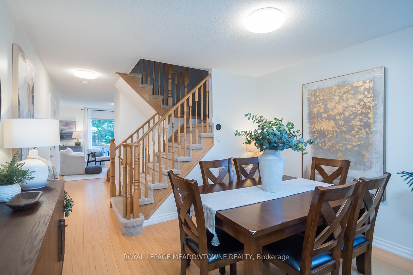 Photo 5 of 698 Edwards Avenue, Milton, Beaty — HOMEH