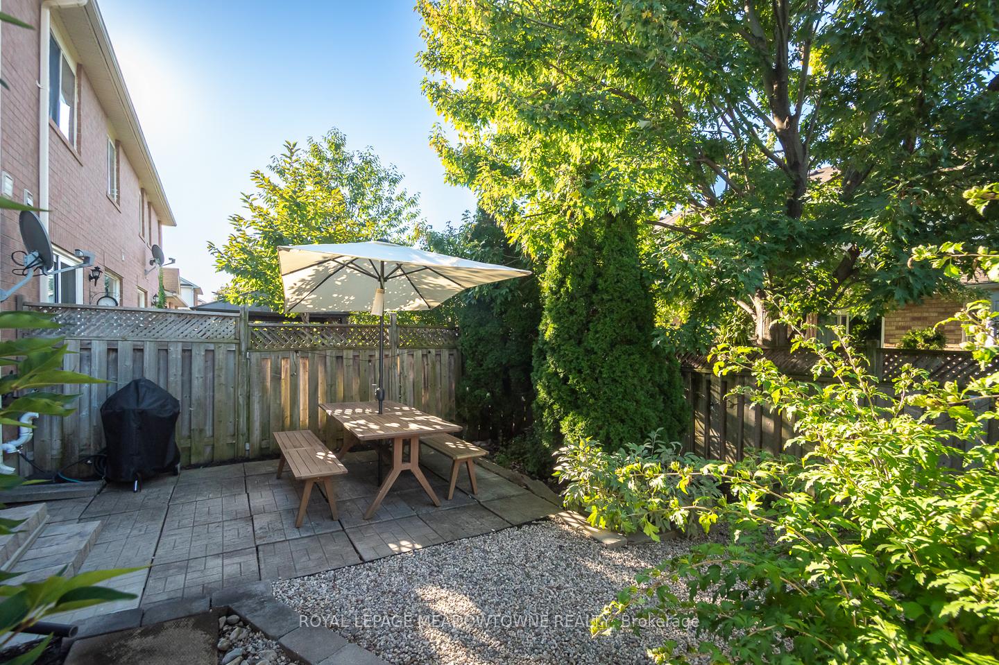 Photo 33 of 698 Edwards Avenue, Milton, Beaty — HOMEH