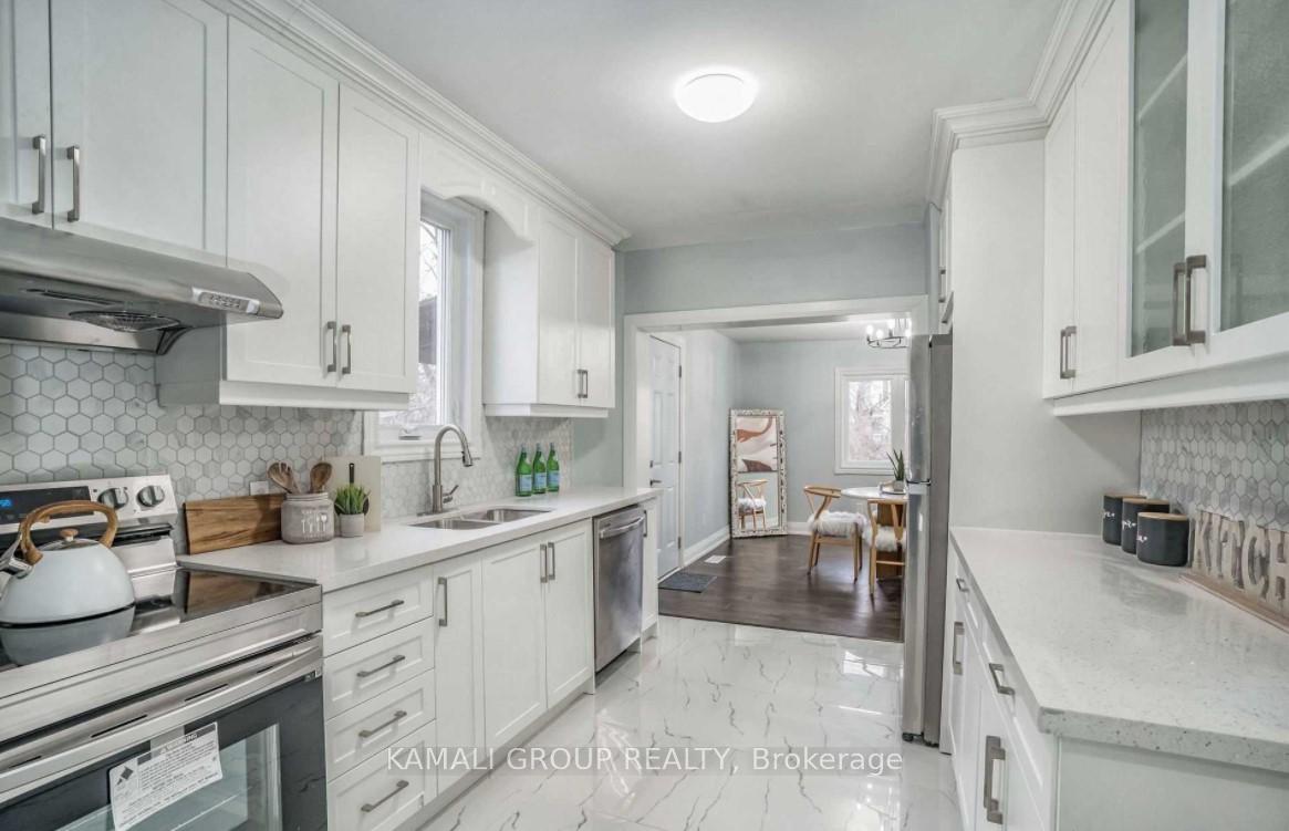 Photo 5 of Unit Unit 1, 449 Kenilworth Avenue N, Hamilton, Industrial Sector — HOMEH
