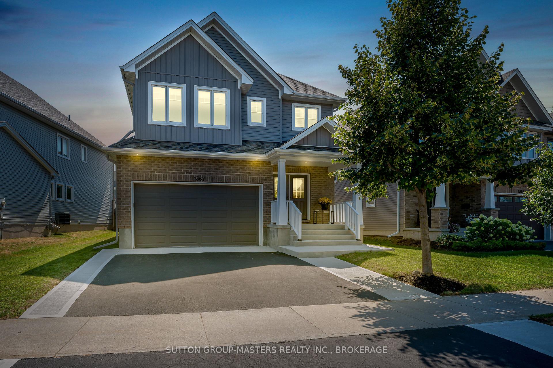 Photo 1 of 1367 Waterside Way, Kingston, Kingston East (Incl Barret Crt) — HOMEH