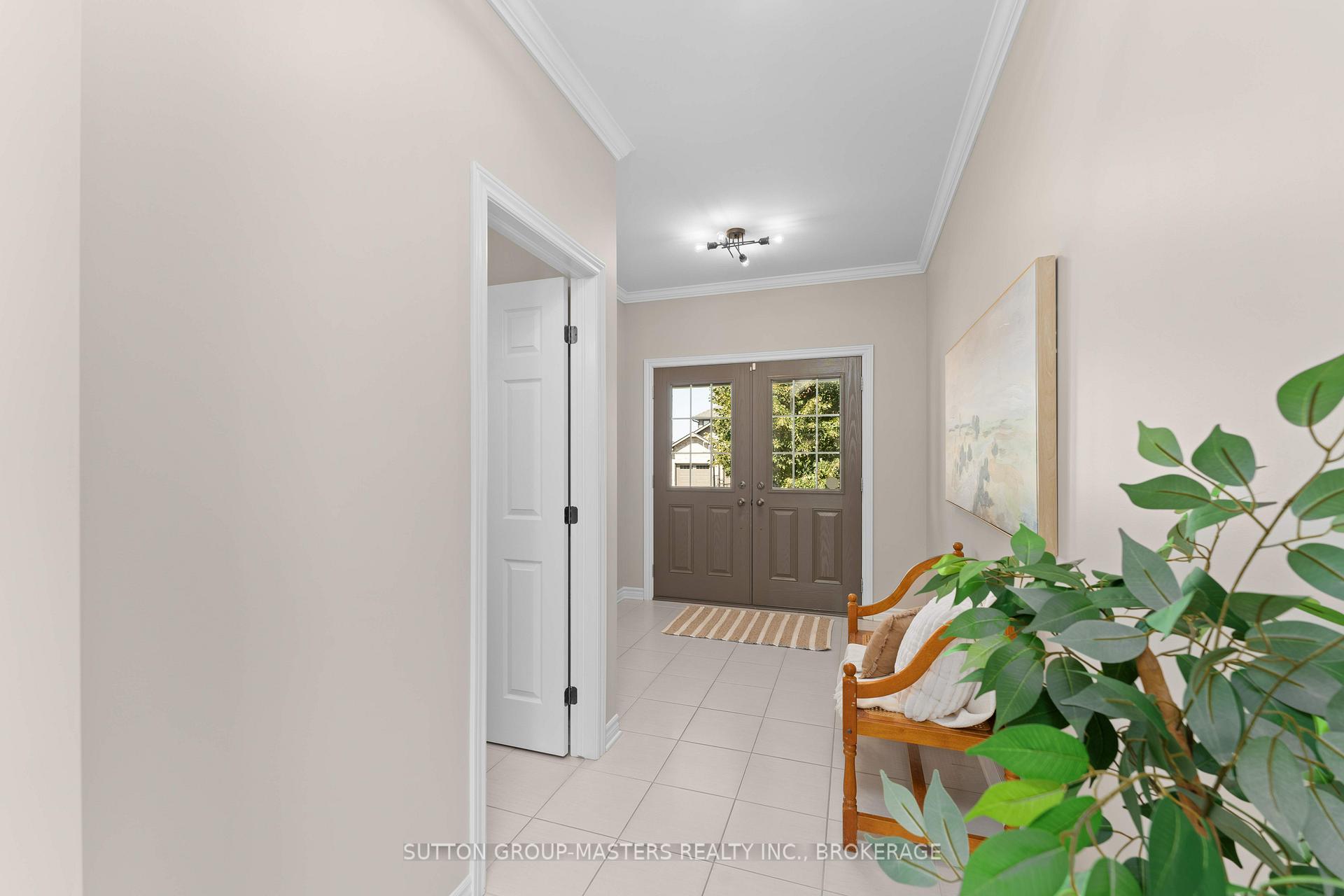 Photo 6 of 1367 Waterside Way, Kingston, Kingston East (Incl Barret Crt) — HOMEH