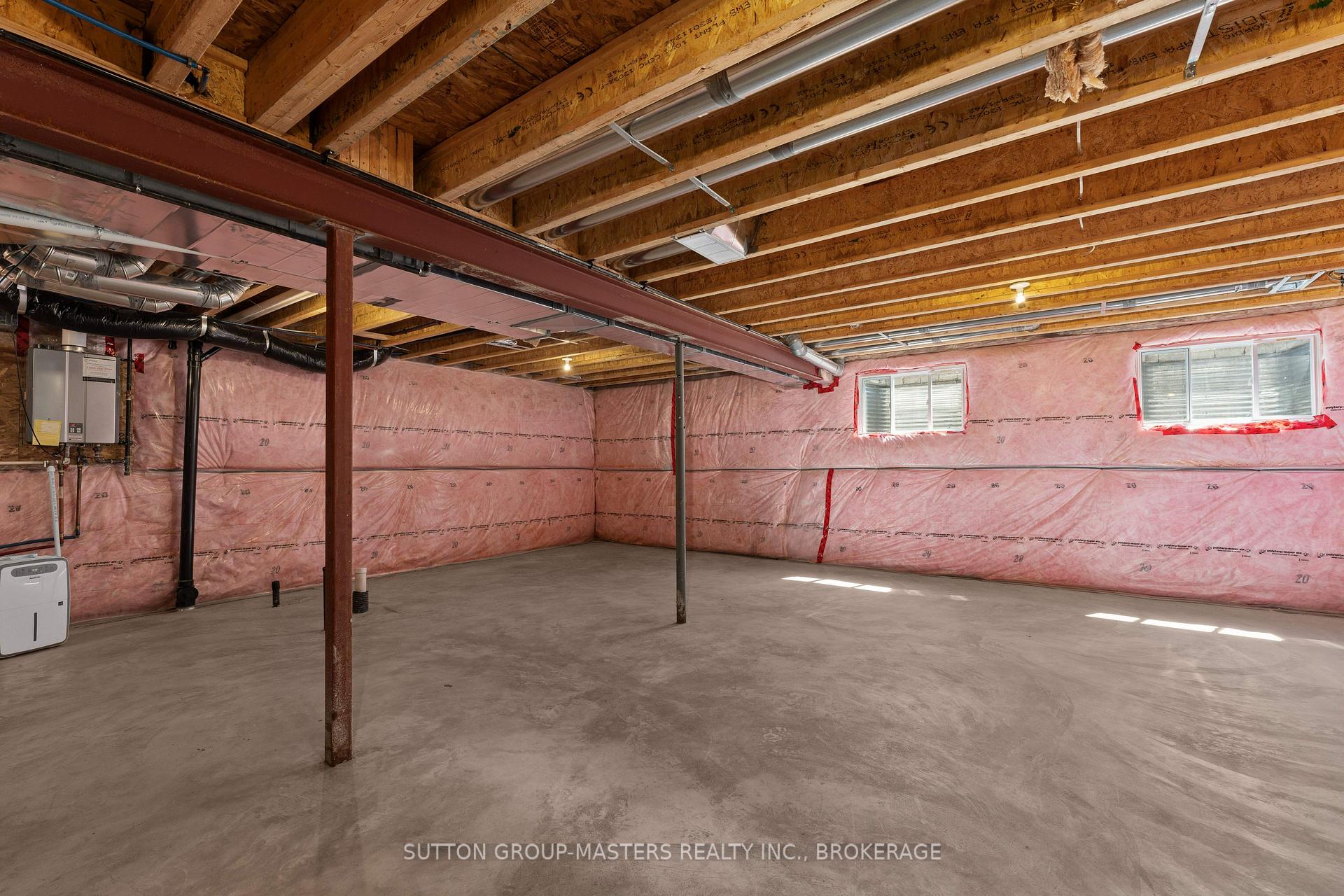 Photo 35 of 1367 Waterside Way, Kingston, Kingston East (Incl Barret Crt) — HOMEH