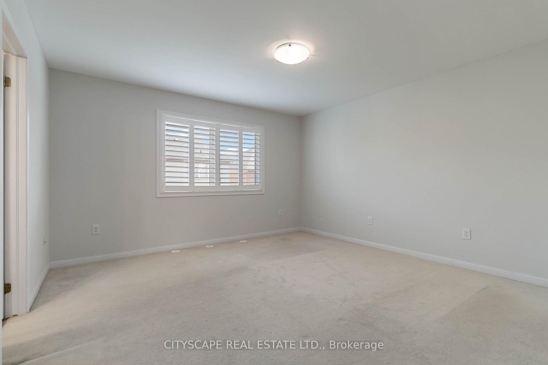 Photo 15 of 256 Whetham Heights, Milton, Harrison — HOMEH