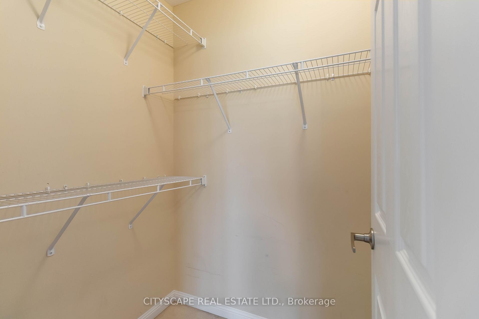 Photo 17 of 256 Whetham Heights, Milton, Harrison — HOMEH