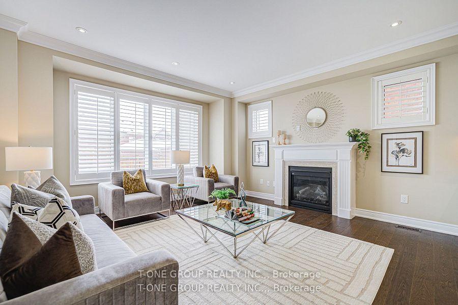 Photo 10 of 9 Couloir Drive, Markham, Cornell — HOMEH