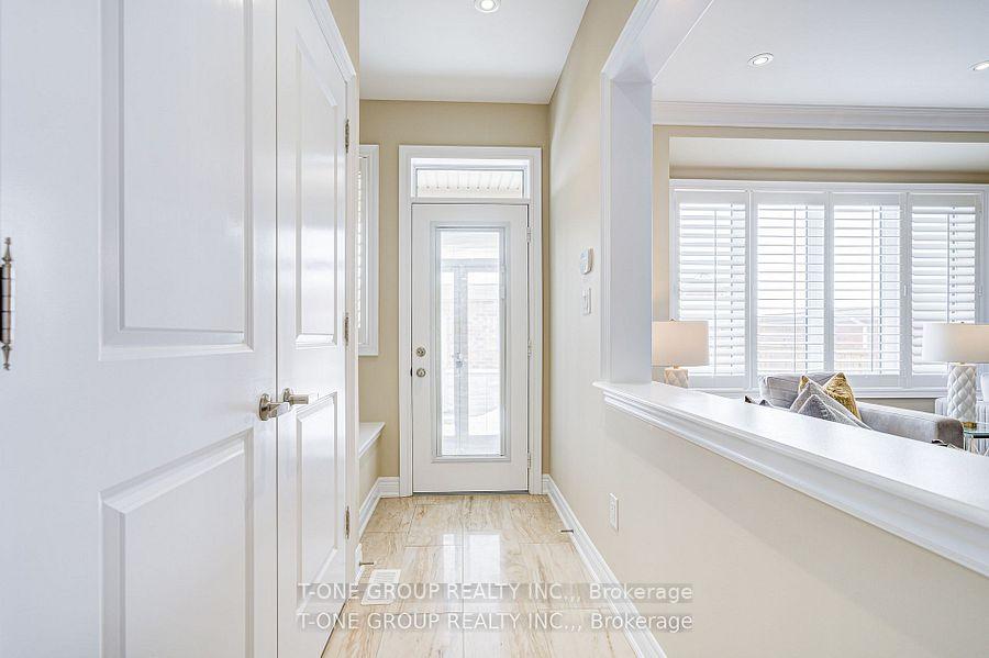 Photo 19 of 9 Couloir Drive, Markham, Cornell — HOMEH