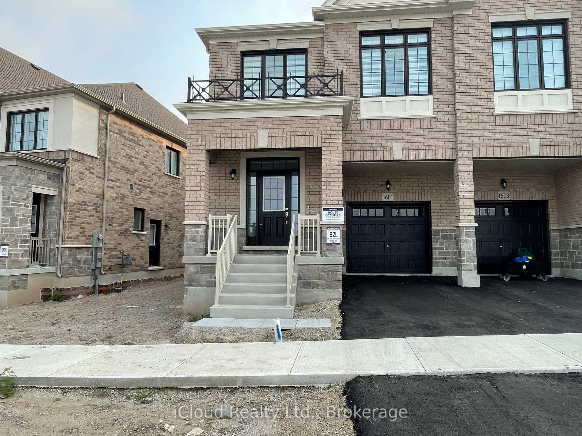 Front of 1601 Savoline Boulevard