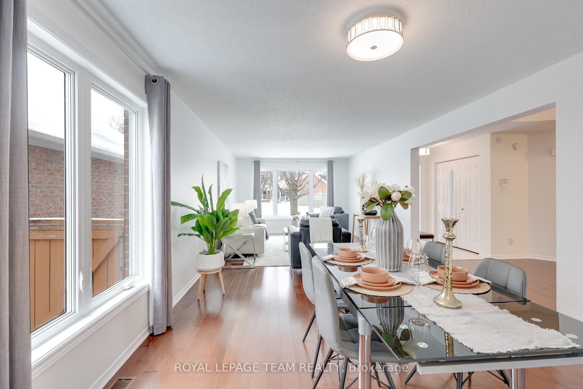Photo 4 of 82 Hansen Avenue, Ottawa, Kanata - Kanata Lakes/Heritage Hills — HOMEH