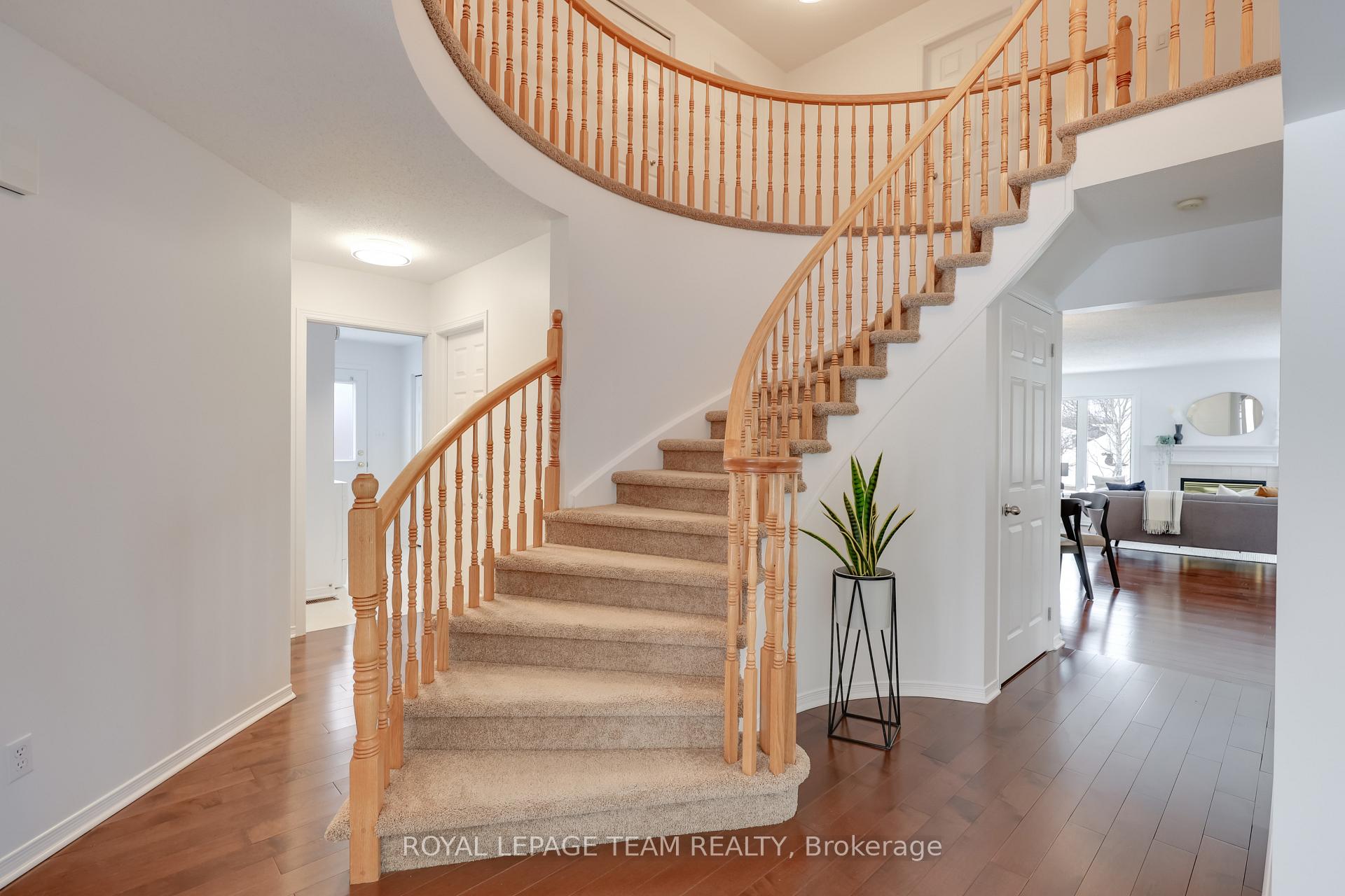 Photo 7 of 82 Hansen Avenue, Ottawa, Kanata - Kanata Lakes/Heritage Hills — HOMEH