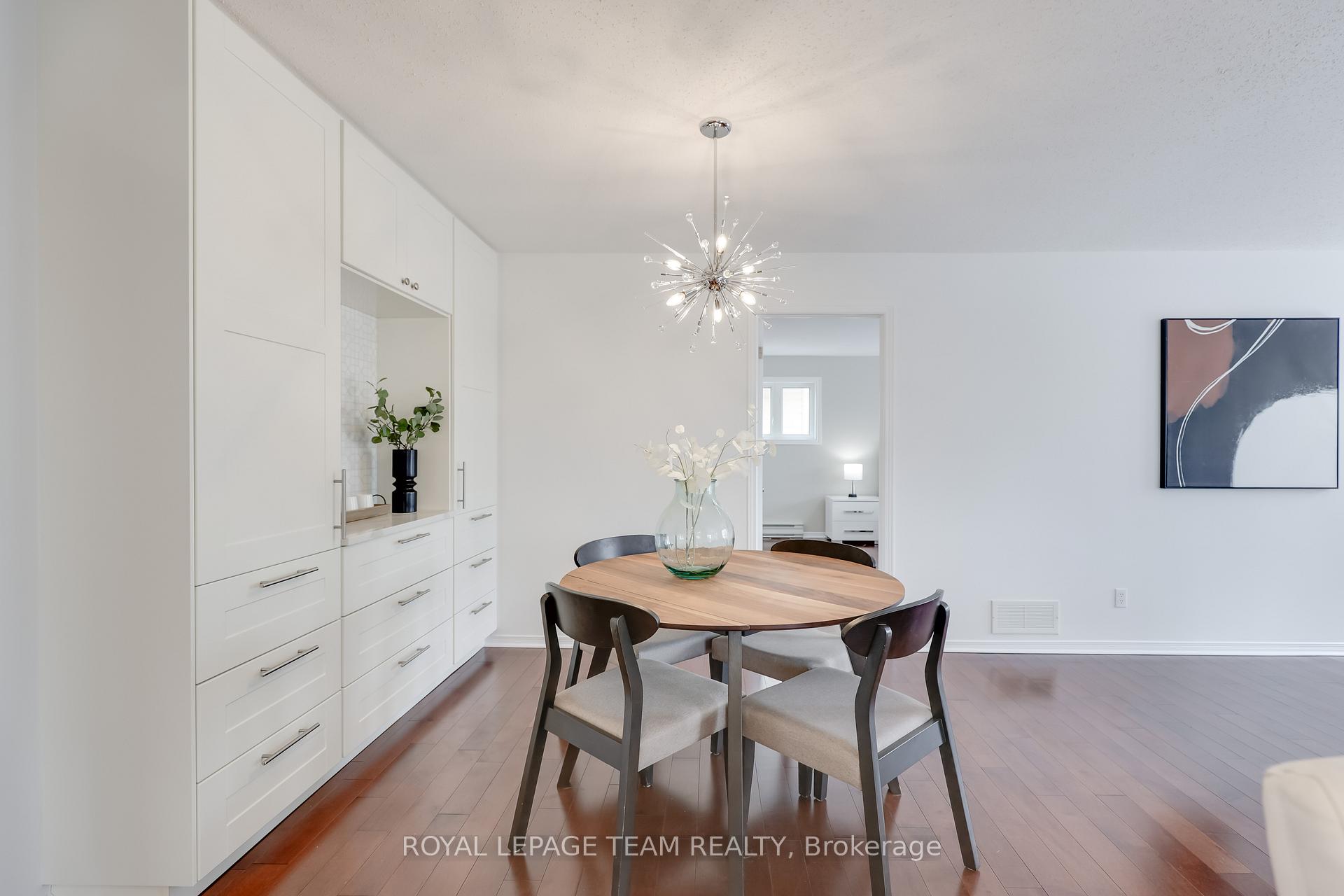 Photo 14 of 82 Hansen Avenue, Ottawa, Kanata - Kanata Lakes/Heritage Hills — HOMEH