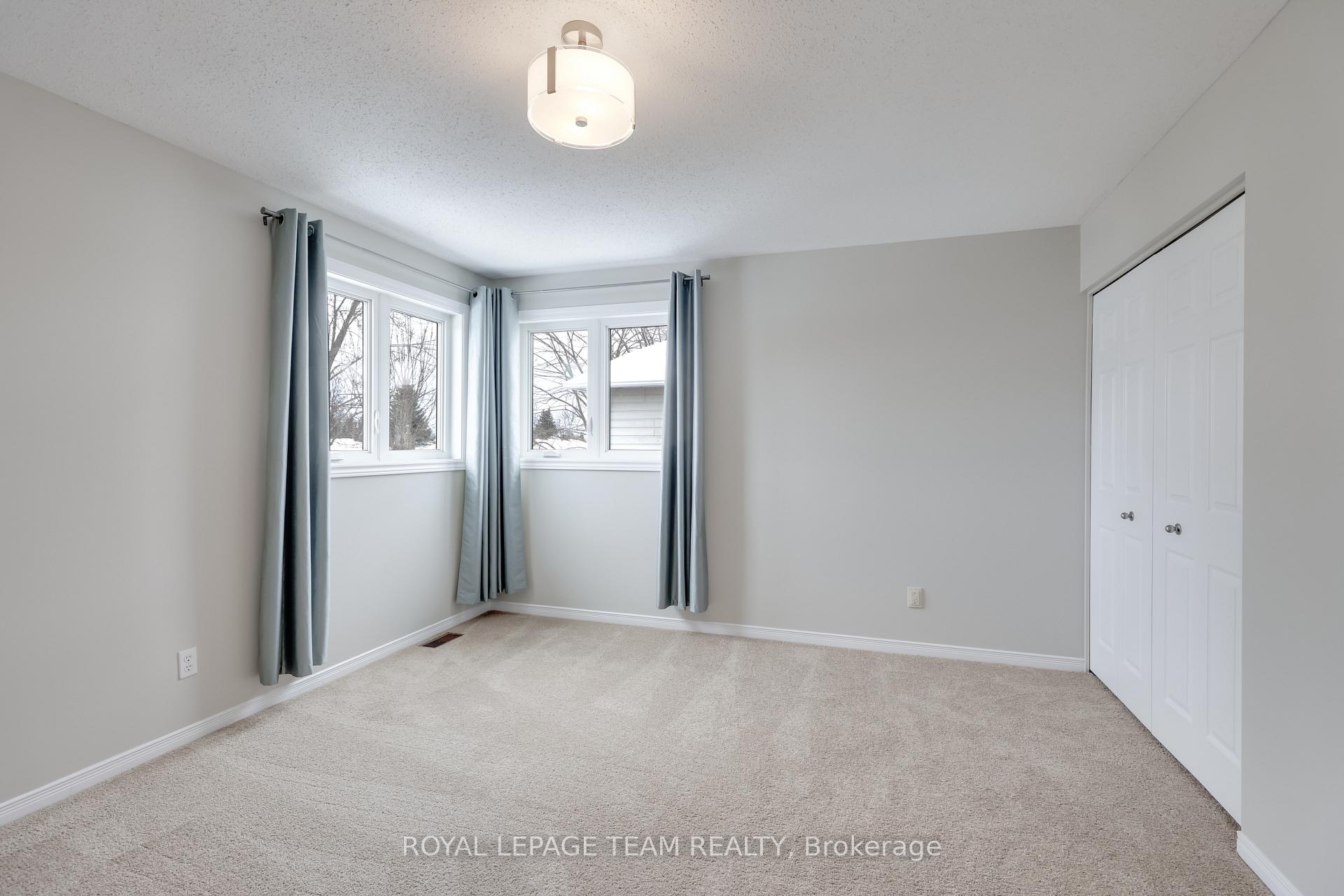 Photo 34 of 82 Hansen Avenue, Ottawa, Kanata - Kanata Lakes/Heritage Hills — HOMEH
