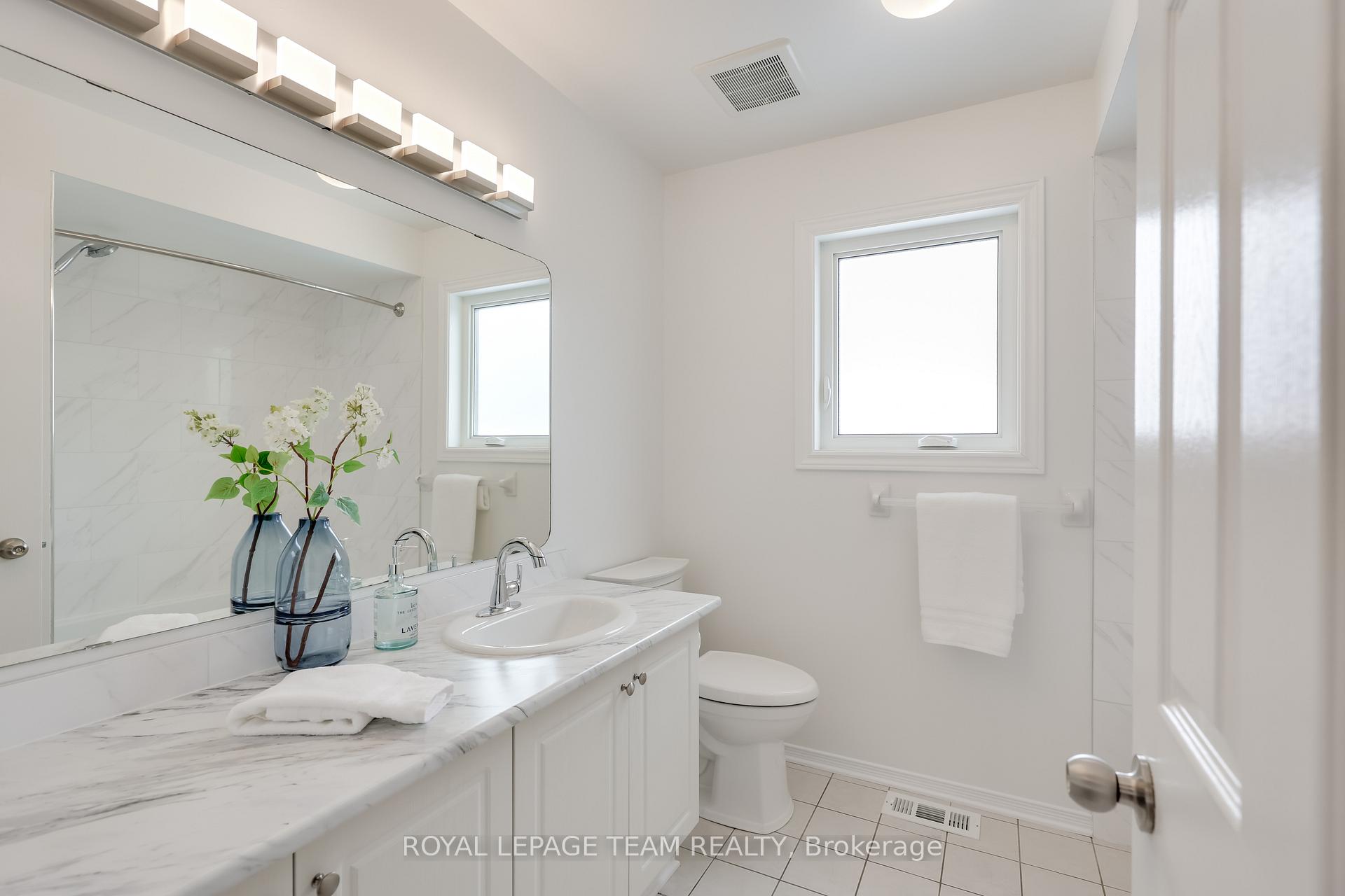 Photo 35 of 82 Hansen Avenue, Ottawa, Kanata - Kanata Lakes/Heritage Hills — HOMEH