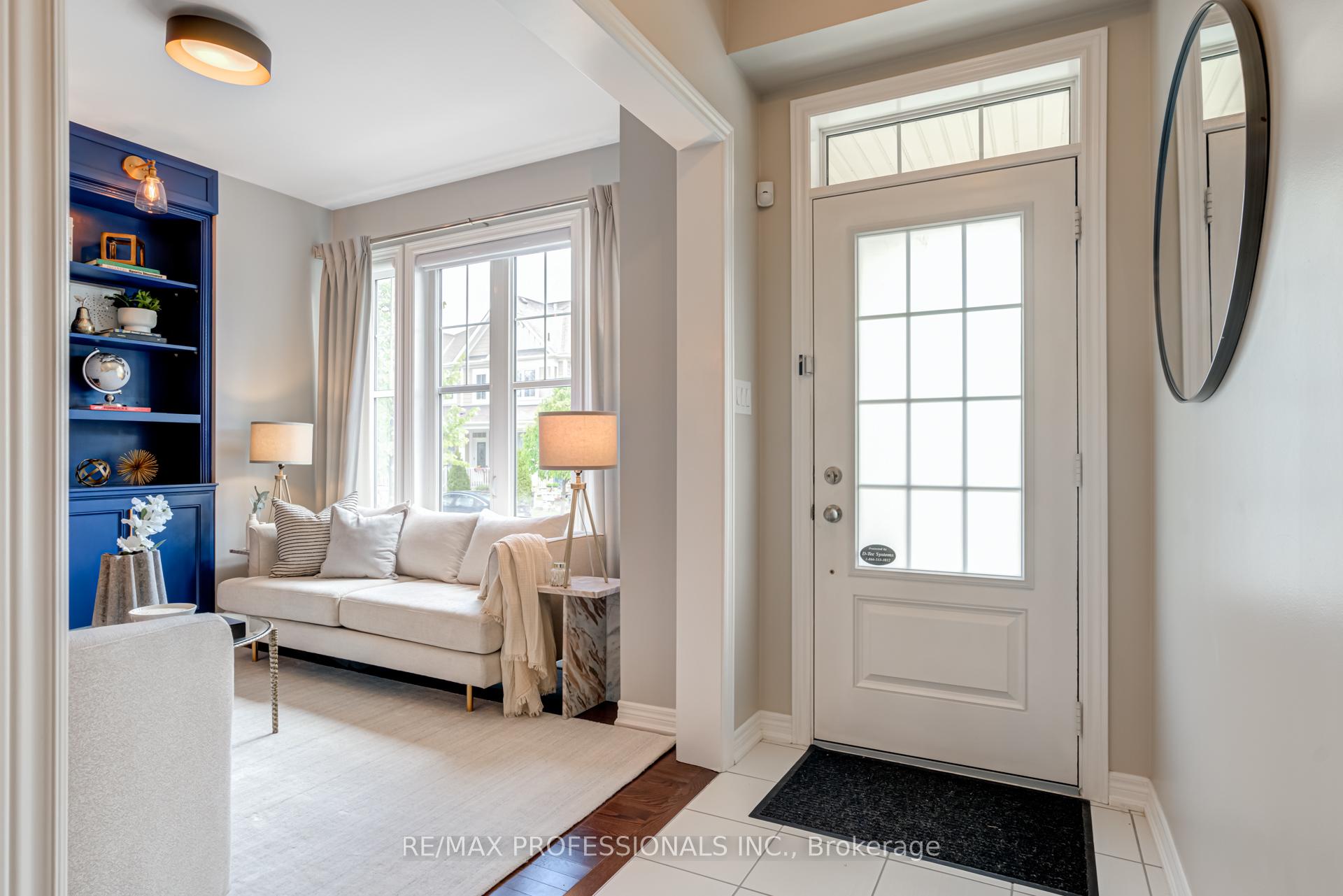 Photo 3 of 132 Cornwall Drive, Markham, Cornell — HOMEH