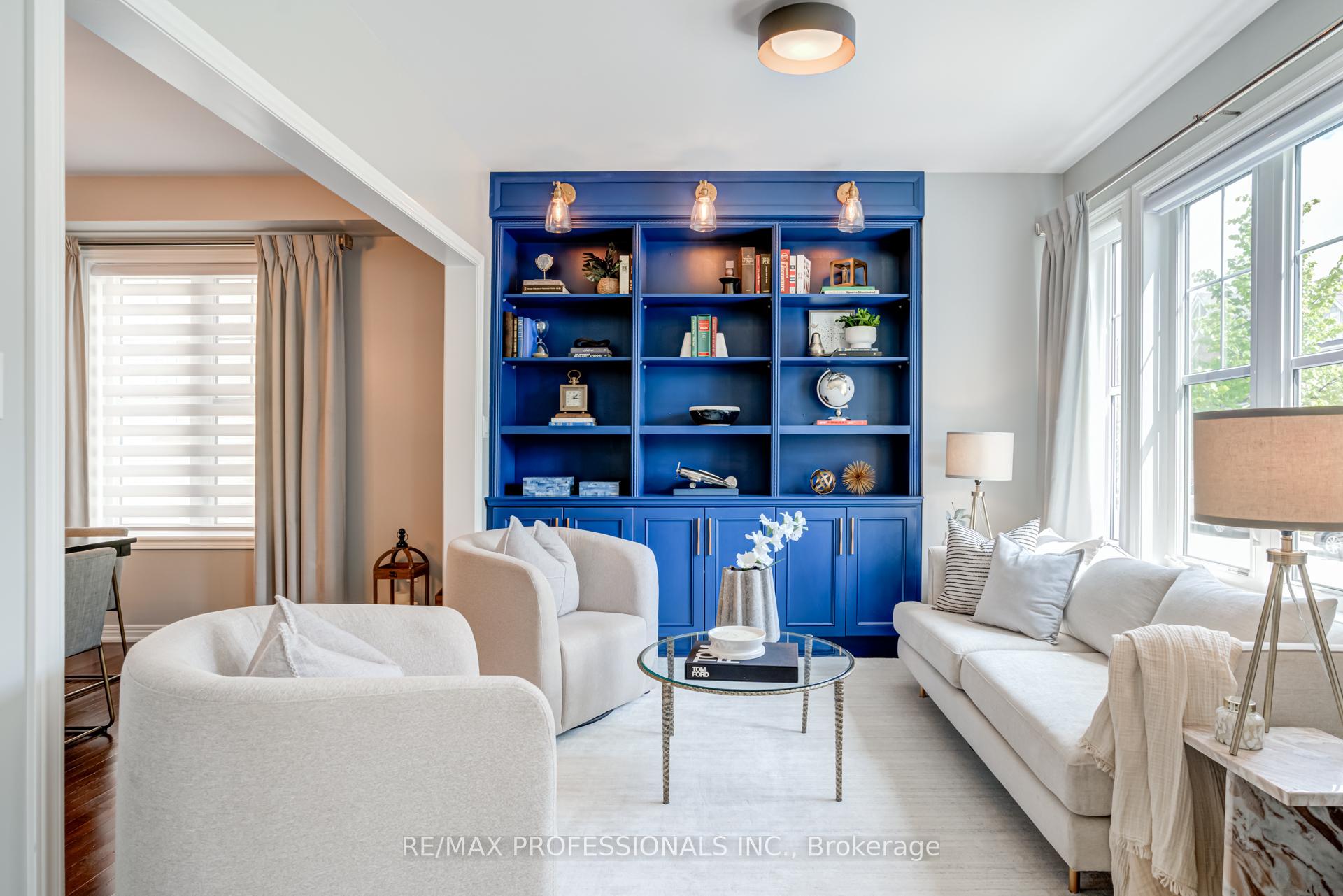 Photo 4 of 132 Cornwall Drive, Markham, Cornell — HOMEH