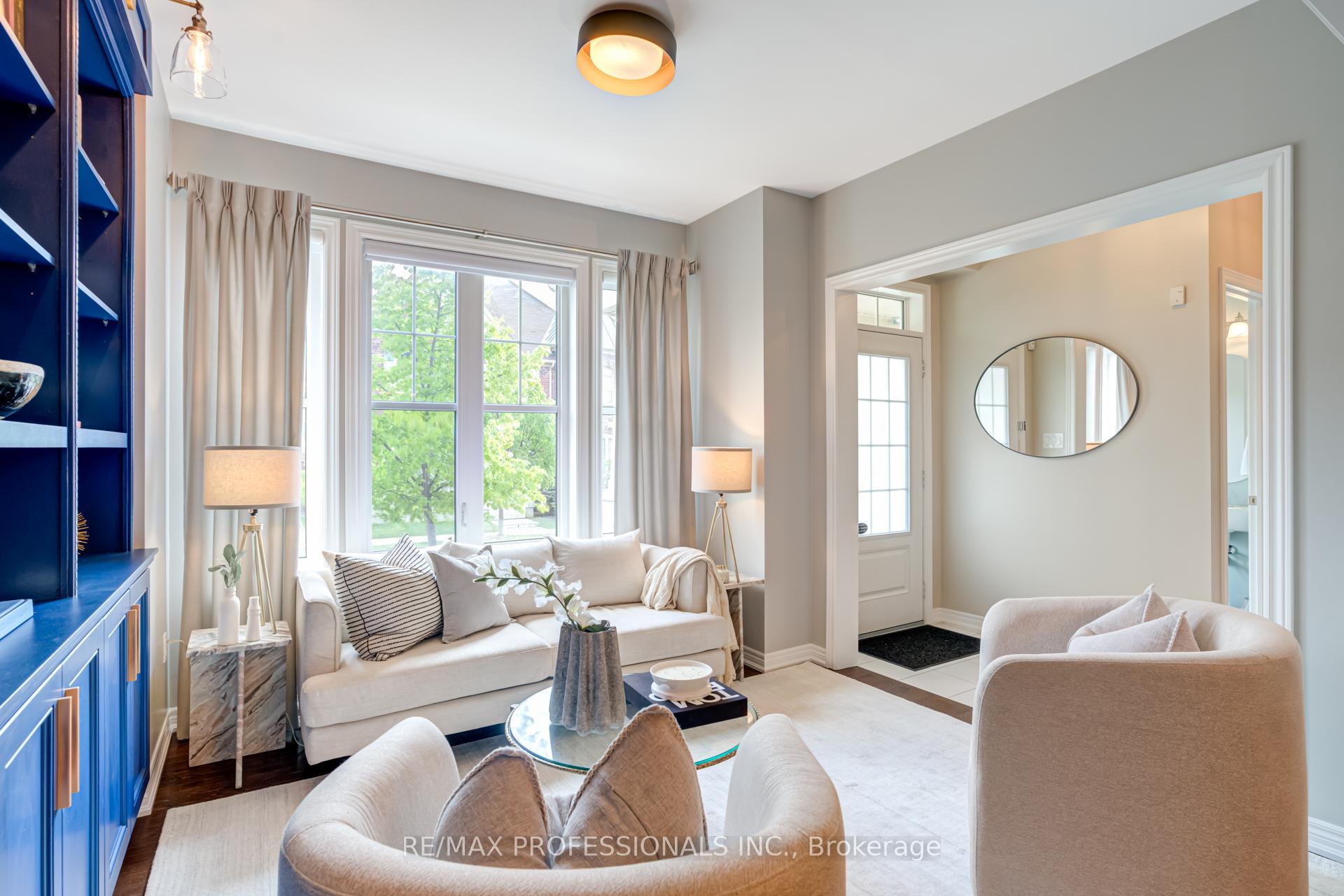 Photo 5 of 132 Cornwall Drive, Markham, Cornell — HOMEH