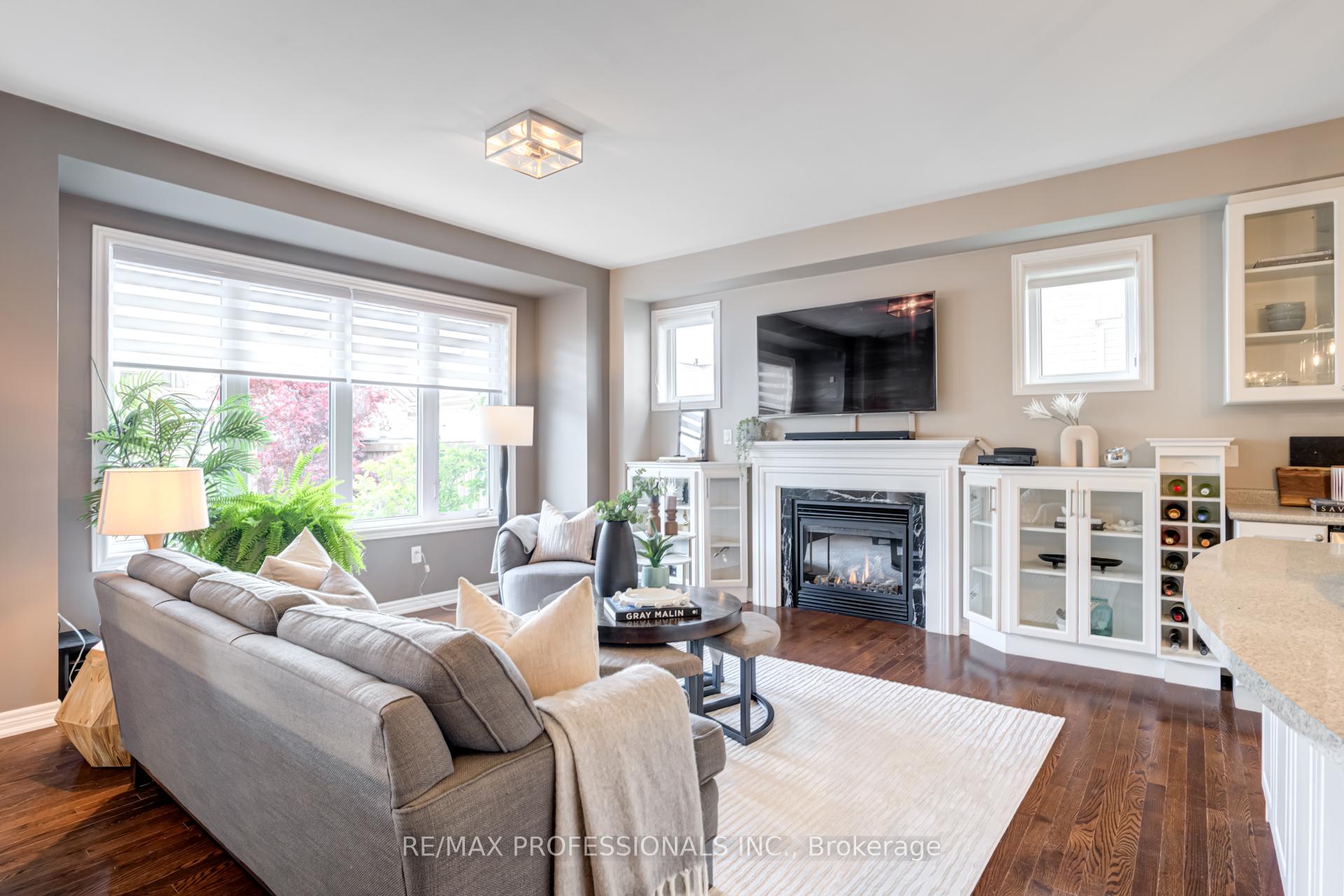 Photo 18 of 132 Cornwall Drive, Markham, Cornell — HOMEH